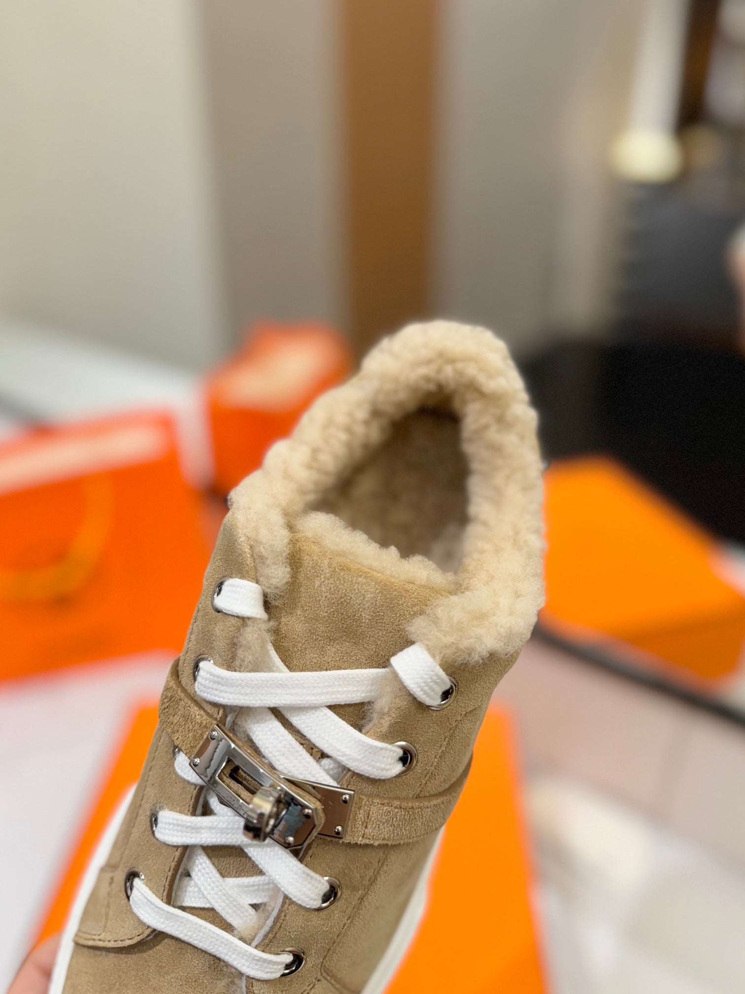 DAY SNEAKER IN TORTILLA BROWN SUEDE AND FLEECE LINING、mysite、Cacoeks