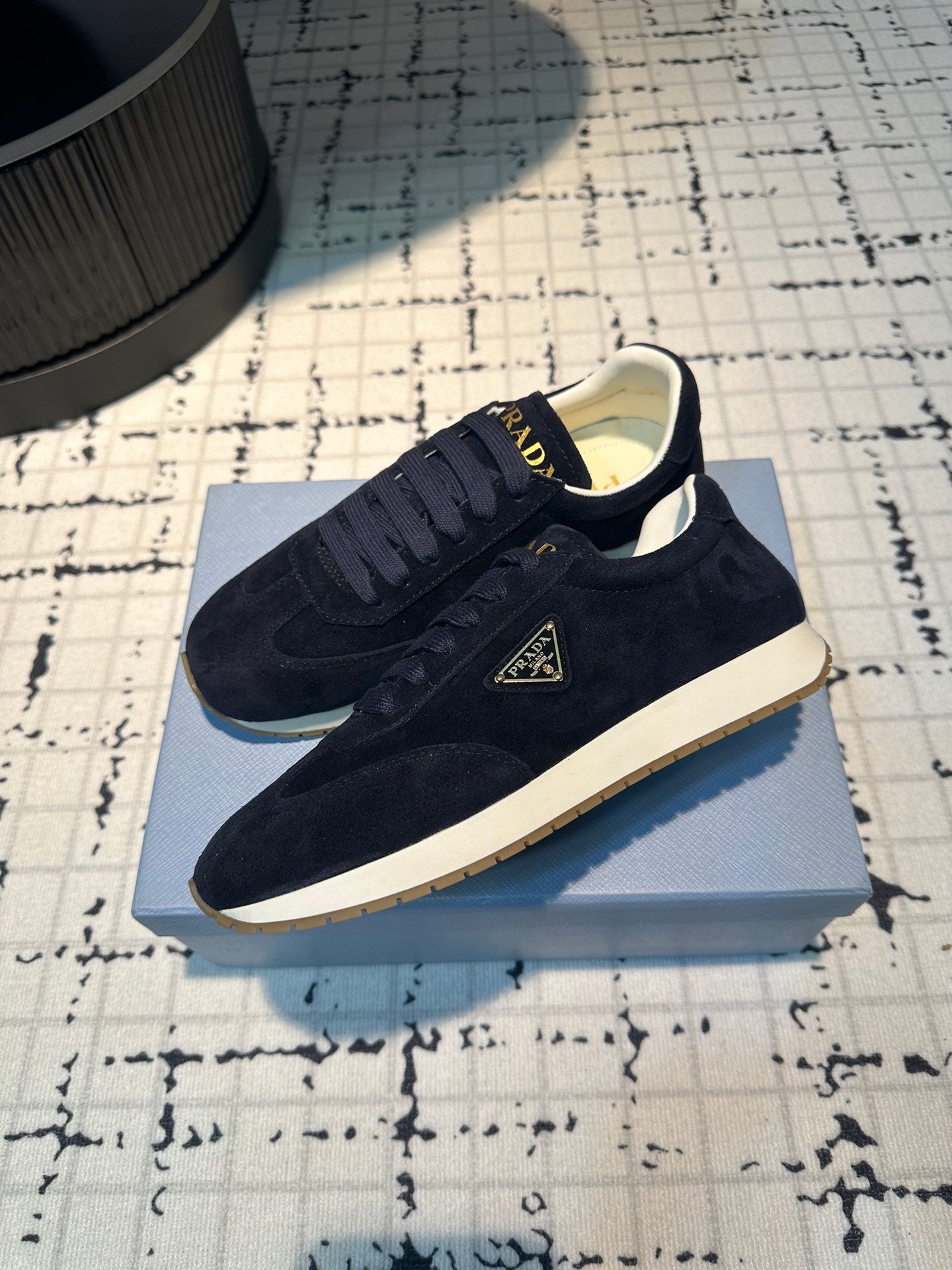 PRA TRIANGLE LOGO SNEAKERS DARK BLUE SUEDE、mysite、Cacoeks