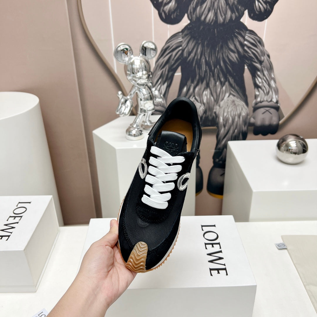 FLOW RUNNER SNEAKER IN BLACK SUEDE AND SHEEPSKIN、mysite、Cacoeks