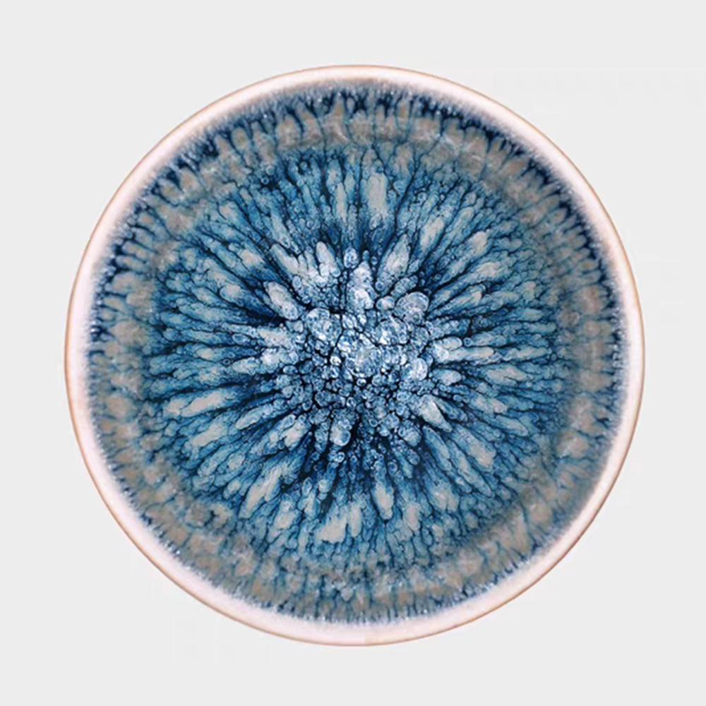 GEEK BAR-https://www.hot-toy.com/