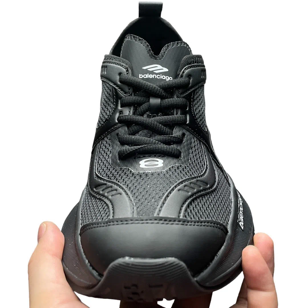 Balenciaga Circuit Sneaker in Black、mysite、Cacoeks