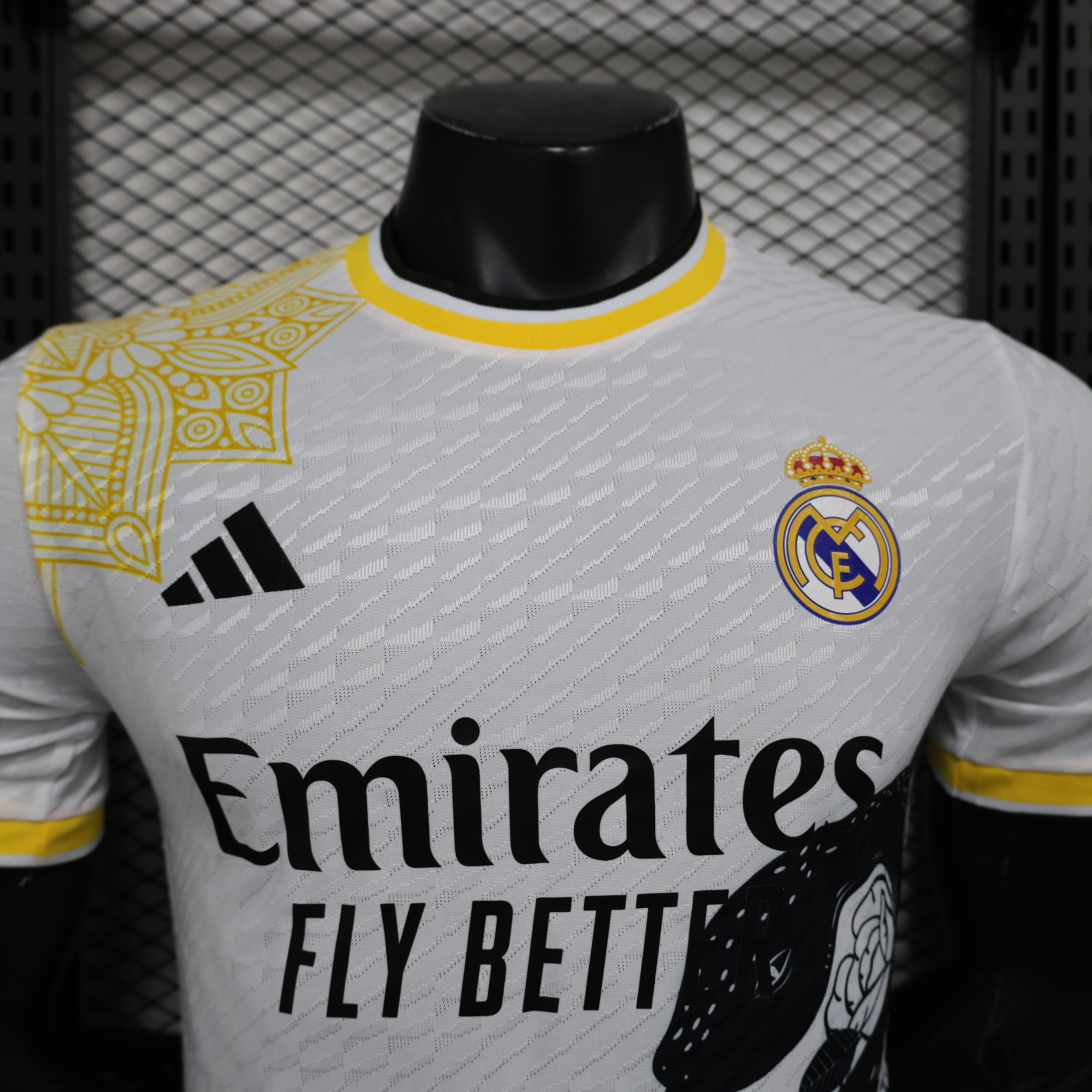ManixJersey.com | Real Madrid 24-25 Black Snake Special Edition White Jersey - Player Version -Customize Name, Number and Patch | Worldwide Shipping