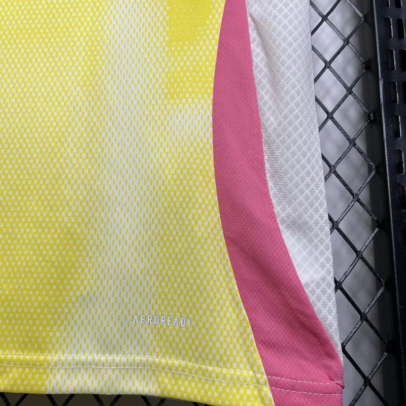 24-25 Juventus Away soccer jersey -Fans Version: Ajax 24-25 Home Stadium Jersey - Fans Version mysite: Adidas luxuryfootballshirts.com: https://www.luxuryfootballshirts.com/