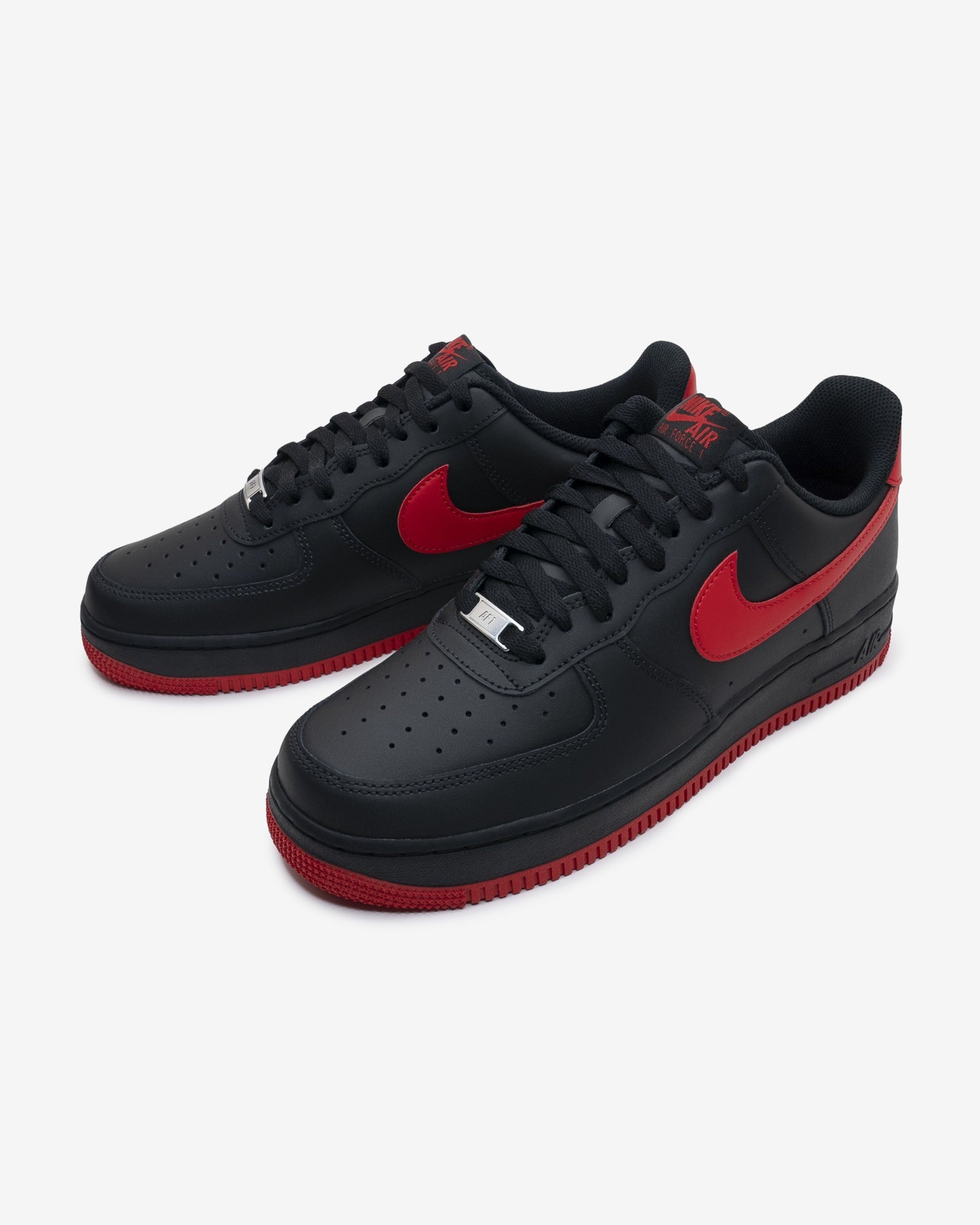 NIKE AIR FORCE 1 '07 - BLACK/ UNIVERSITYRED