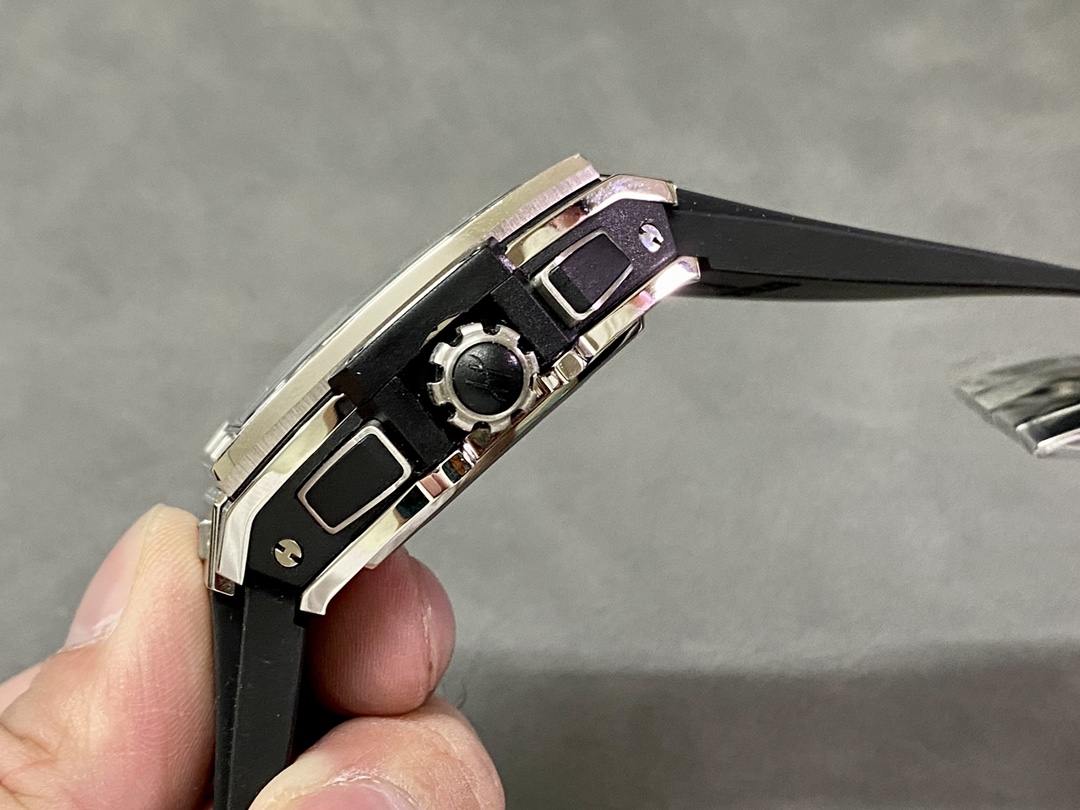 642.NX.0170.RX Hublot Spirit of Big Bang Titanium 42mm Replica Watch-fasswatch