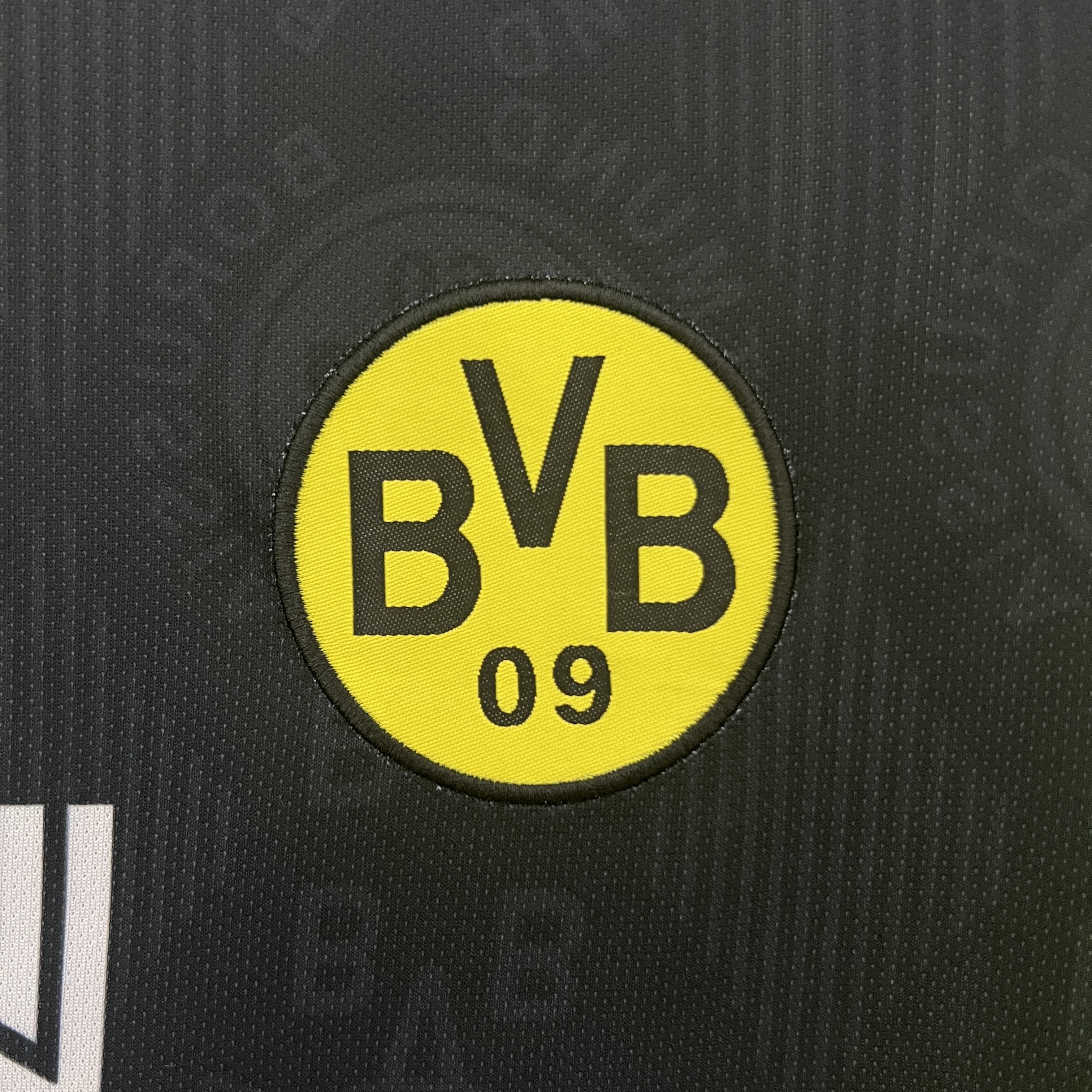 GlobeJersey-Retro Dortmund 1996-97 Away Jersey