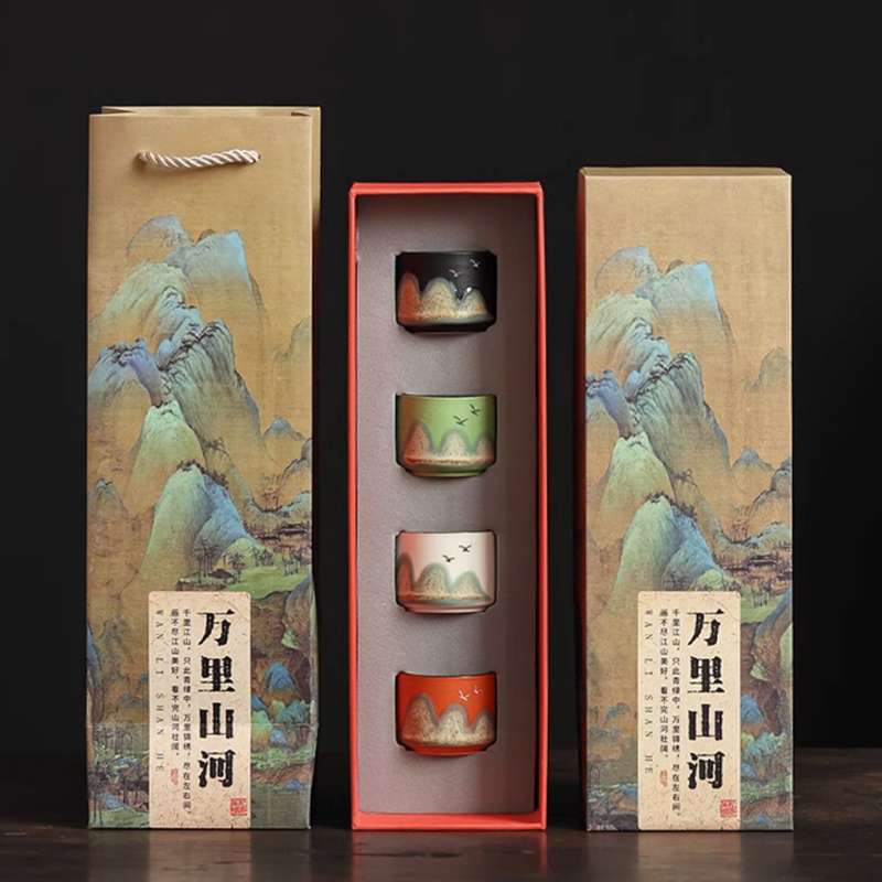 GEEK BAR-https://www.hot-toy.com/