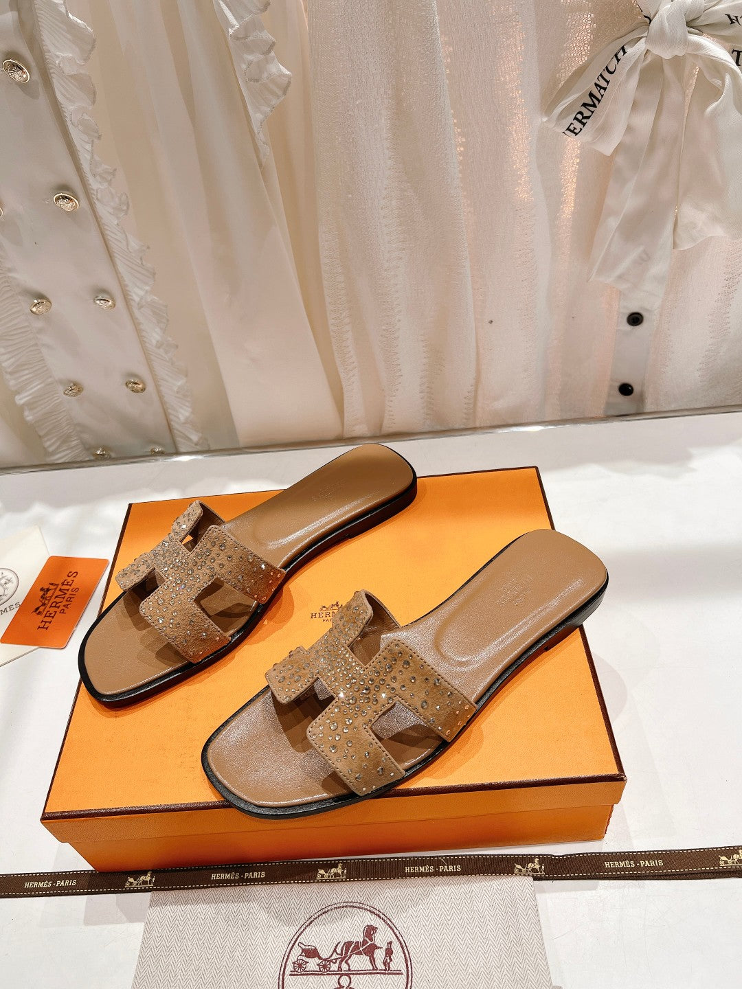 0RAN SANDAL CARAMEL LAMBSKIN ATTACH CRYSTALS、mysite、Cacoeks