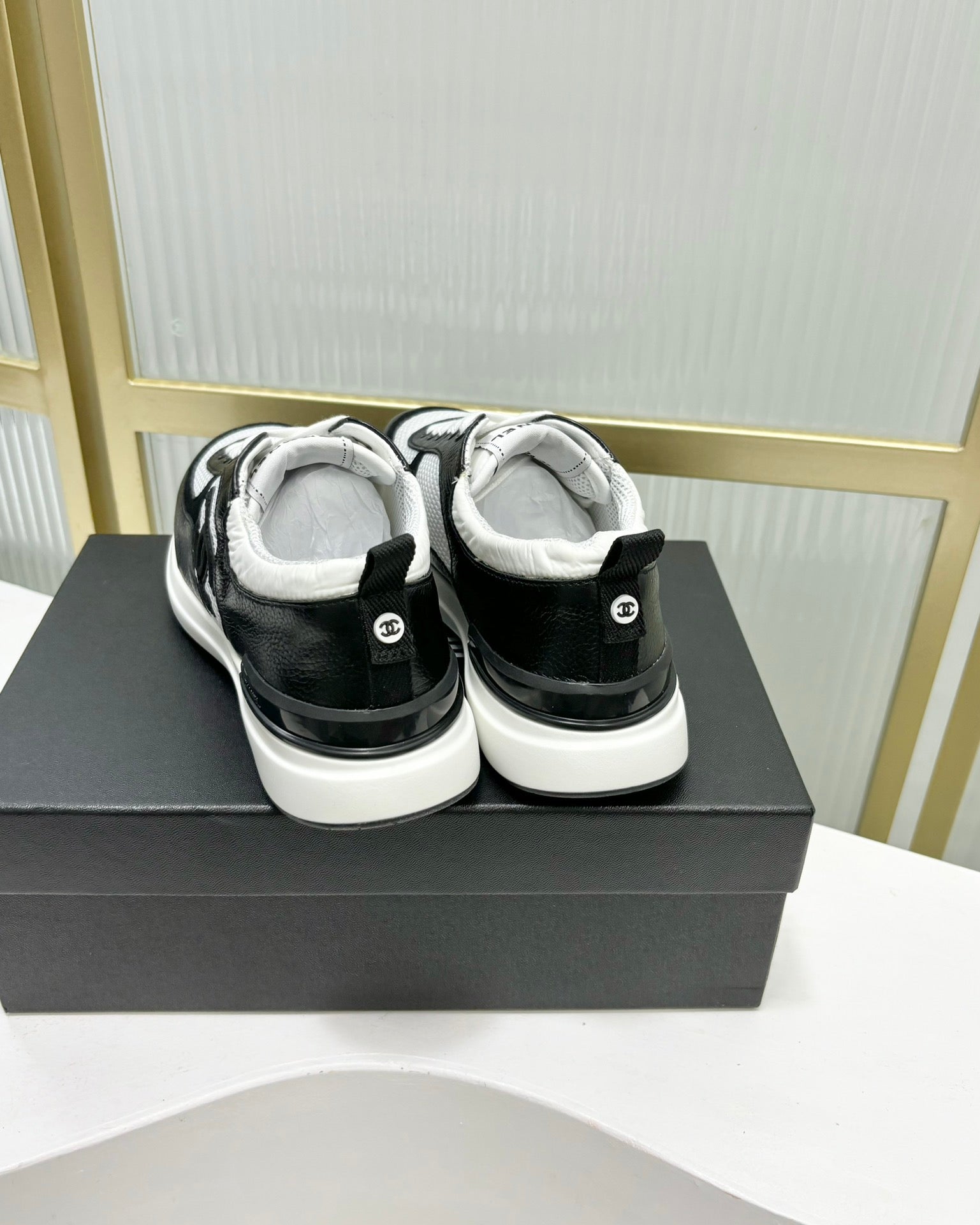 SNEAKER IN BLACK CALFSKIN AND GREY BREATHABLE MESH、mysite、Cacoeks