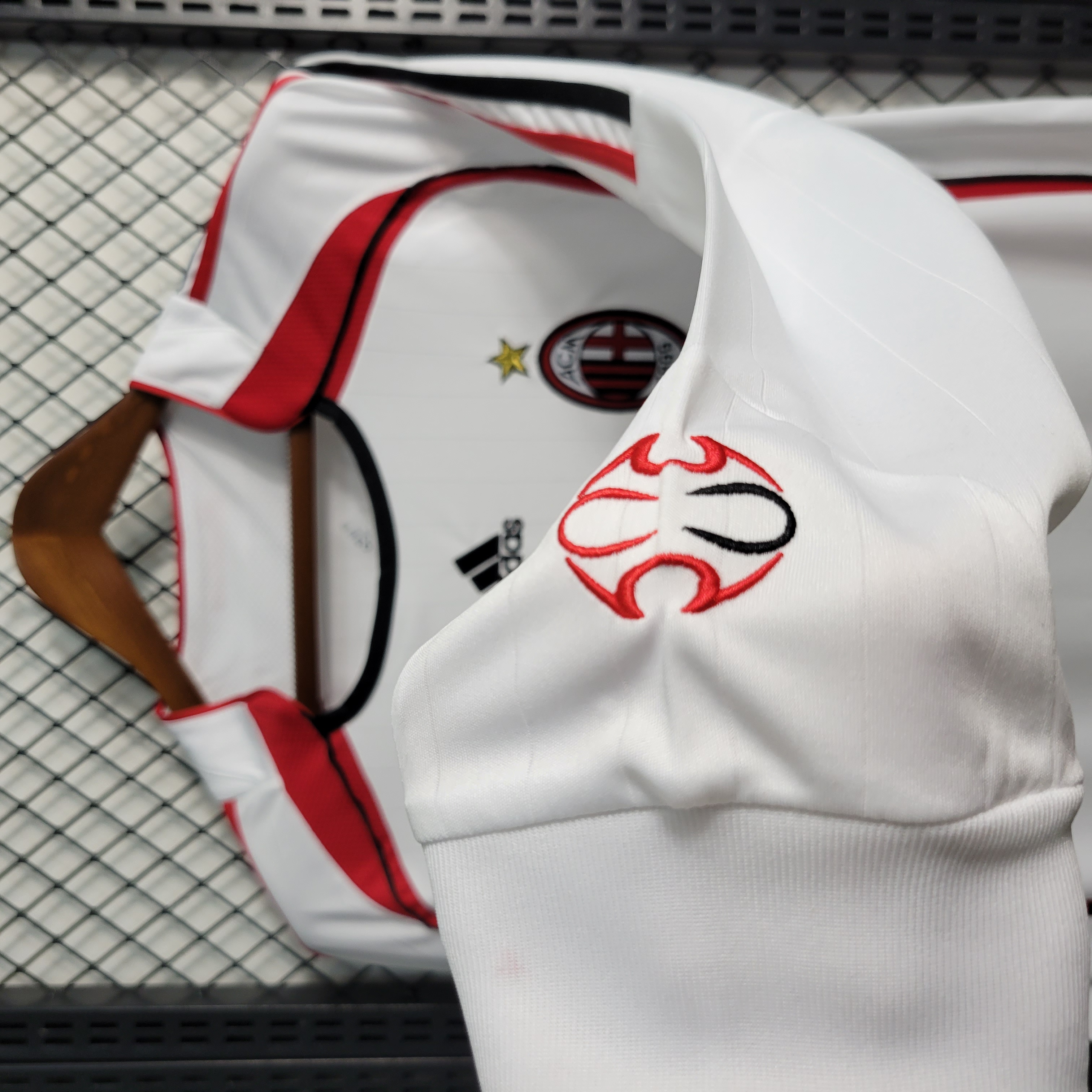 GlobeJersey-Retro AC Milan 06-07 Away Stadium Long Sleeve Jersey - Champions League Final