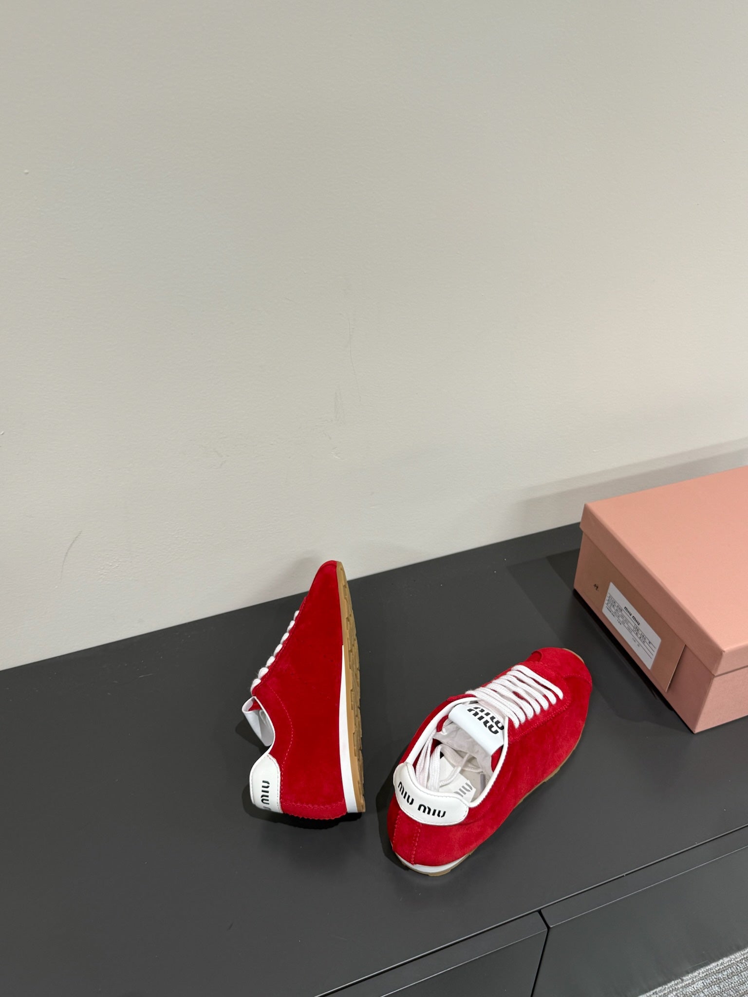 PLUME SNEAKERS IN RED SUEDE、mysite、Cacoeks