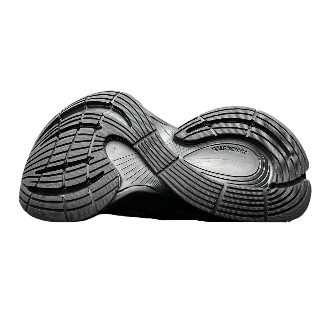 Balenciaga Circuit Sneaker in Black、mysite、Cacoeks