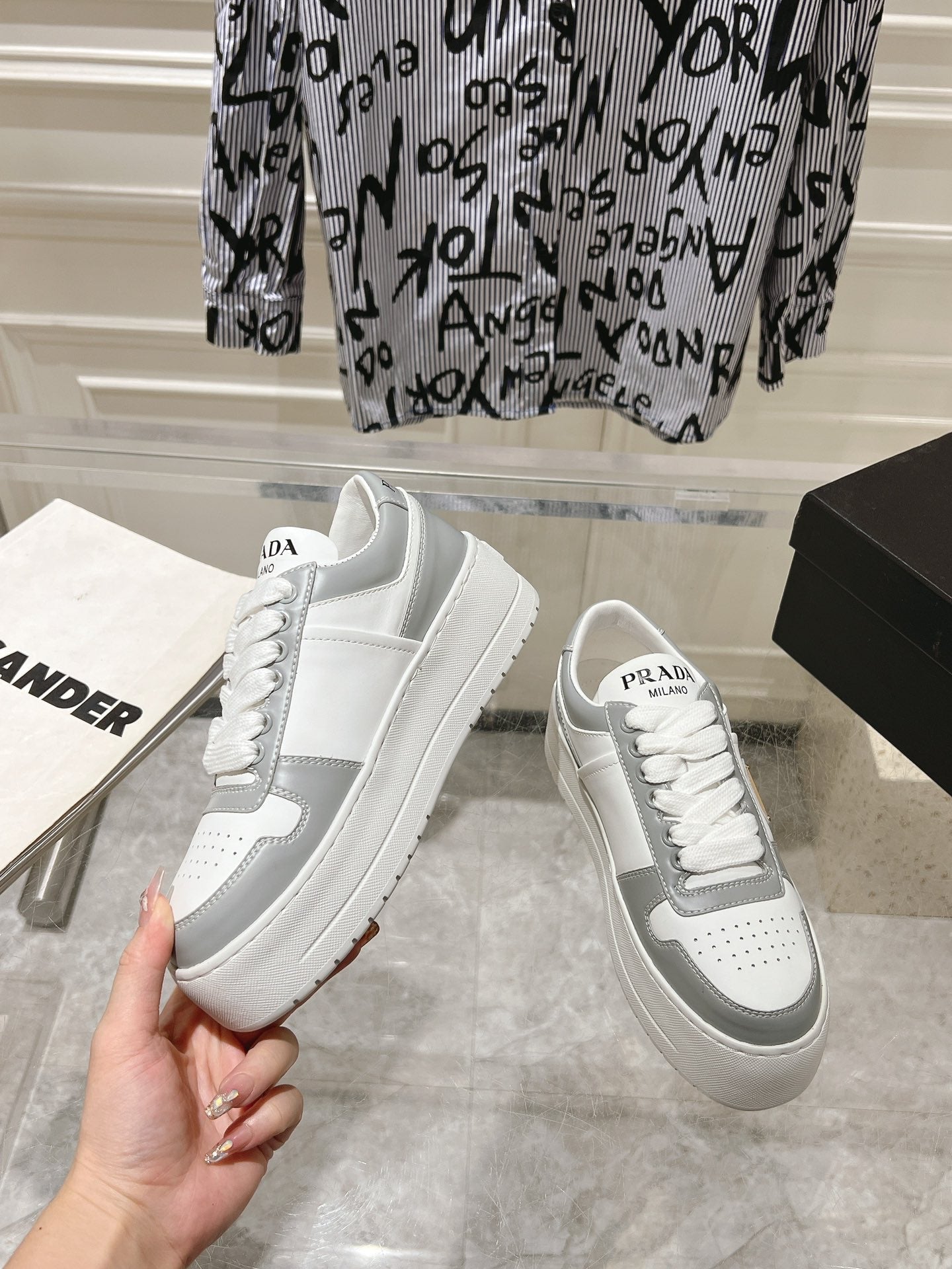 PRA DOWNTOWN BOLD SNEAKERS WHITE AND LIGHT GRAY CALFSKIN、mysite、Cacoeks