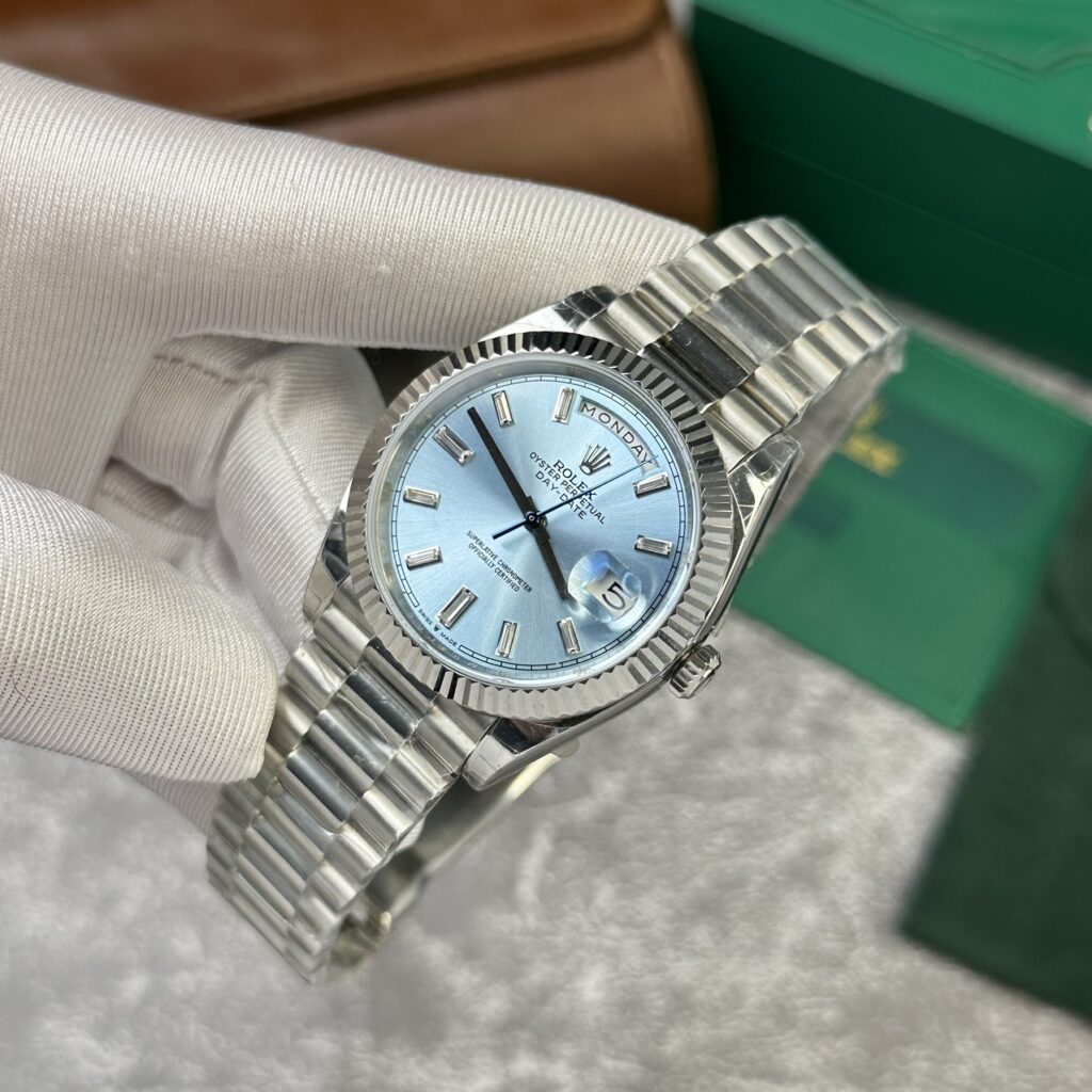 Đồng Hồ Rolex Day-Date 228236 Mặt Số Đính Đá Rep 11 V2 GM Factory 40mm (2)