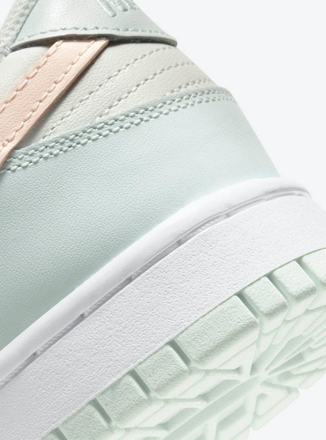 Nike Dunk Low Barely Green (W)、NIKE、Cacoeks