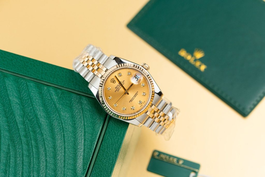 Đồng Hồ Rolex Nam Rep 11 DateJust 126233 Mặt Số Vàng Champagne Bọc Vàng Thật 36mm (2)