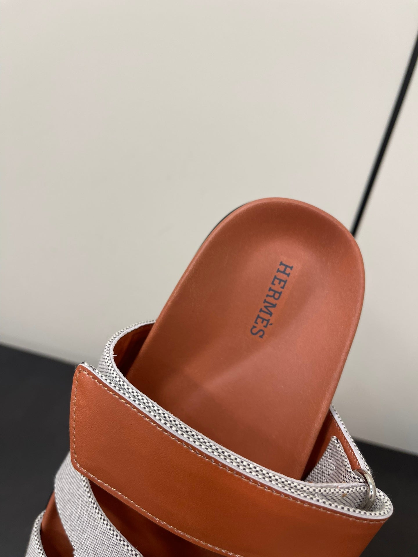 CHYPRE SANDAL ORANGE MIX CREAM CALFSKIN、mysite、Cacoeks