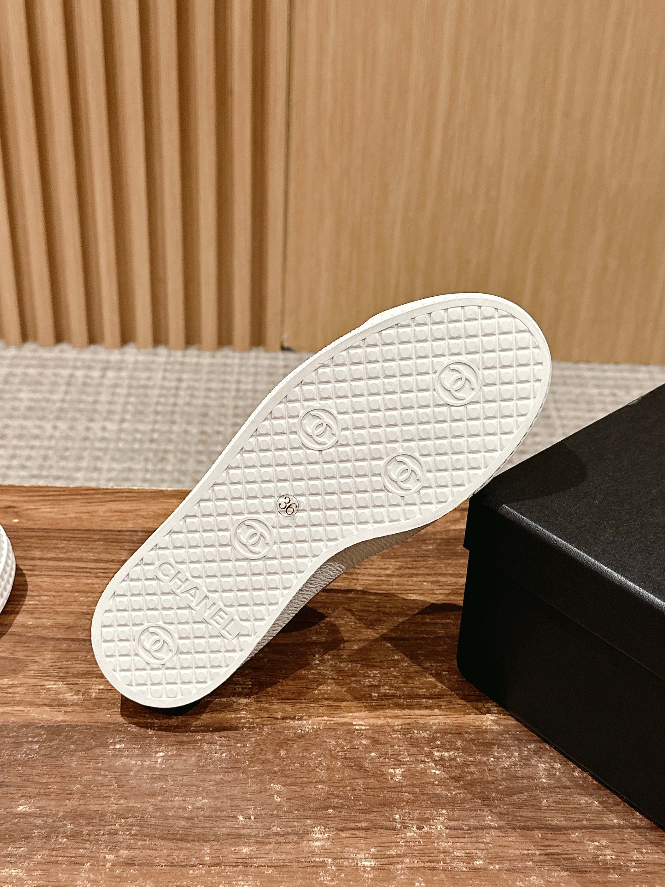 CONVERSE SNEAKER IN KHAKI BROWN VELVET、mysite、Cacoeks