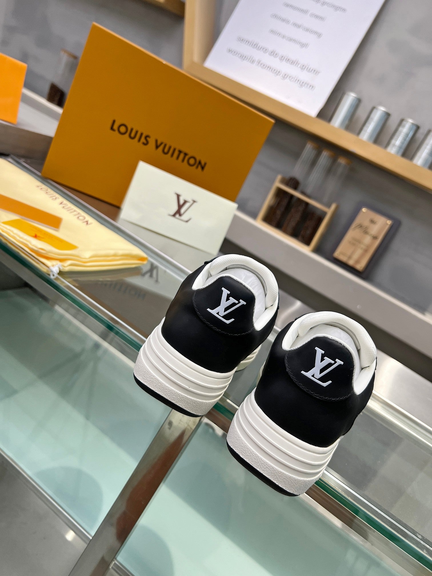 LV WOMEN GROOVY PLATFORM IN WHITE MIX BLACK EMBOSSED CALFSKIN、mysite、Cacoeks