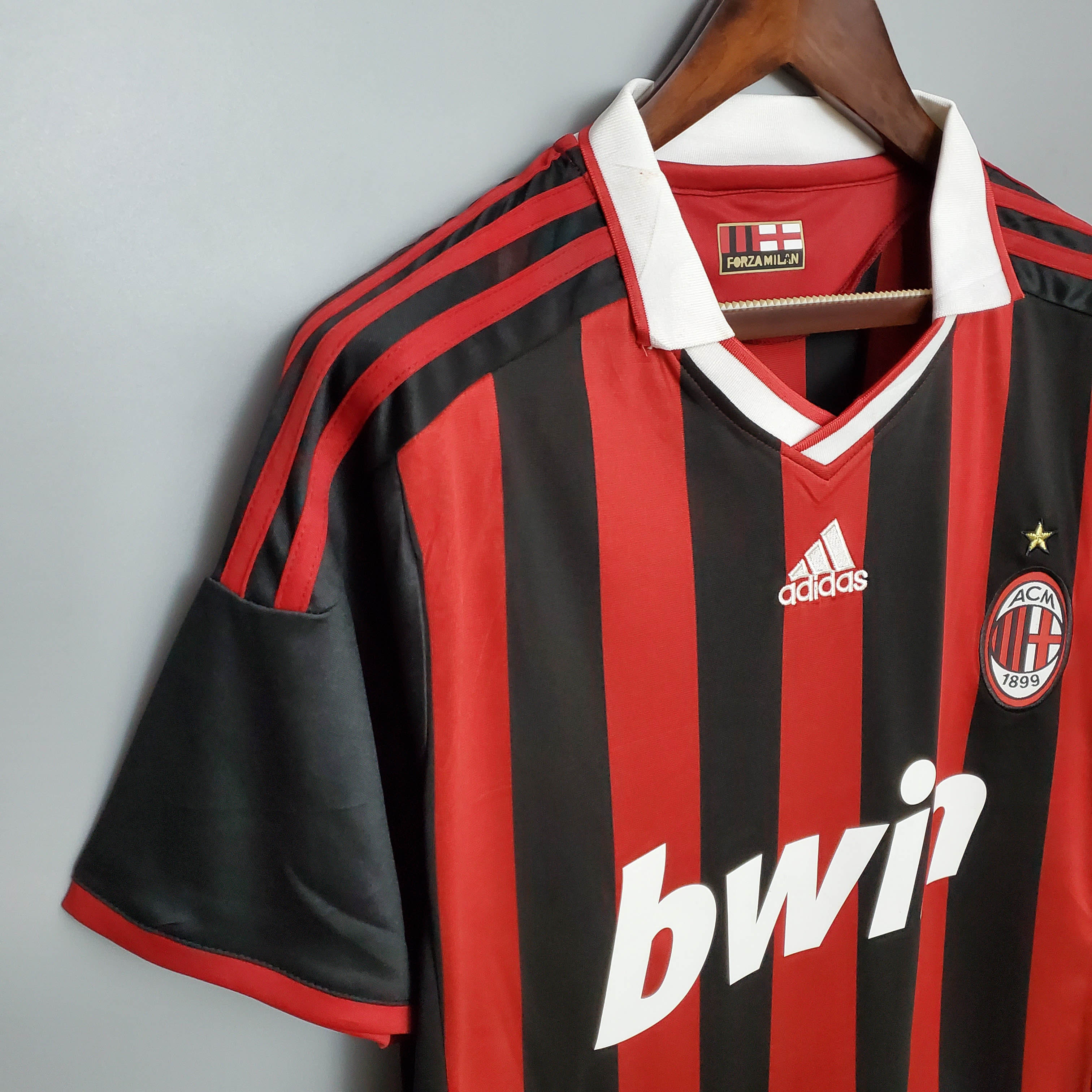 2009/2010 Retro AC Milan Home Football Shirt 1:1 Thai Quality:football jersey mysite: unitedjerseyfootball 邓江浪:football