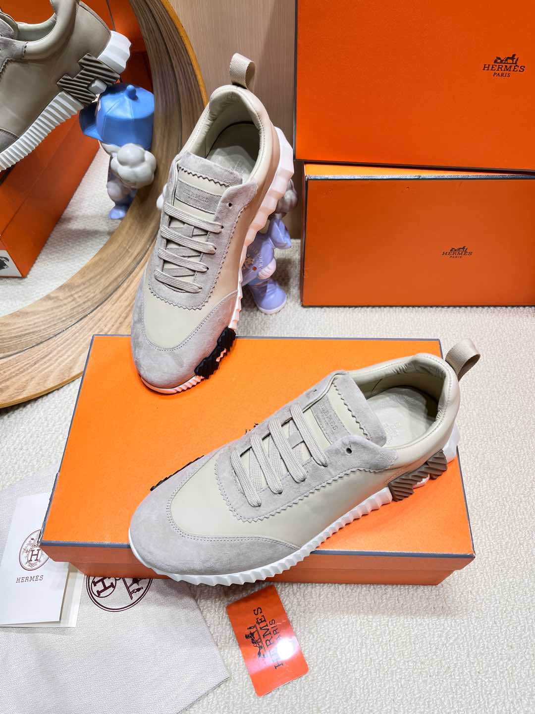 BOUNCING SNEAKER IN PALE GRAY SUEDE AND CALFSKIN、mysite、Cacoeks