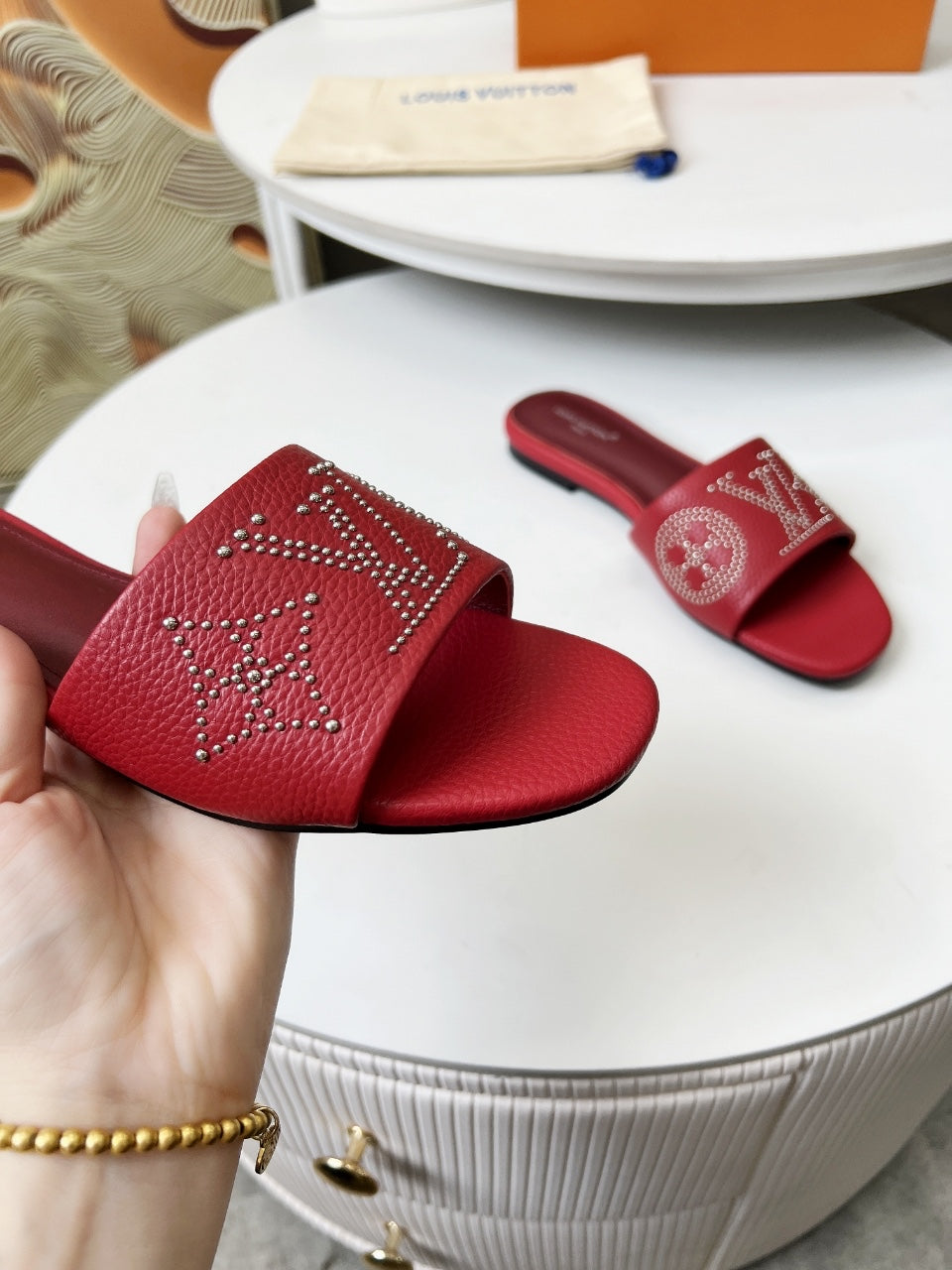 FLAT SLIDE IN RUBY RED LAMBSKIN WITH RHINSTONES、mysite、Cacoeks