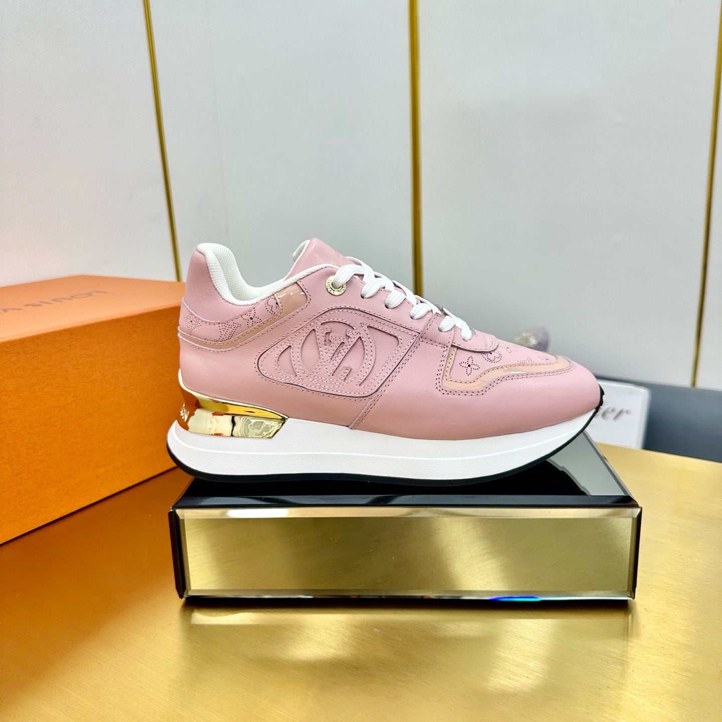 NEO RUN AWAY SNEAKER IN ROSE PINK CALFSKIN、mysite、Cacoeks