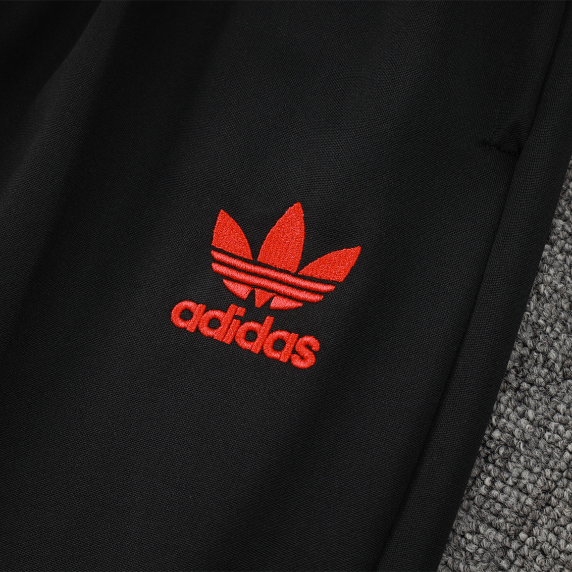 ManixJersey.com | Manchester United 24-25 Originals LFSTLR Jacket Training Tracksuit - Black -Customize Name, Number and Patch | Worldwide Shipping