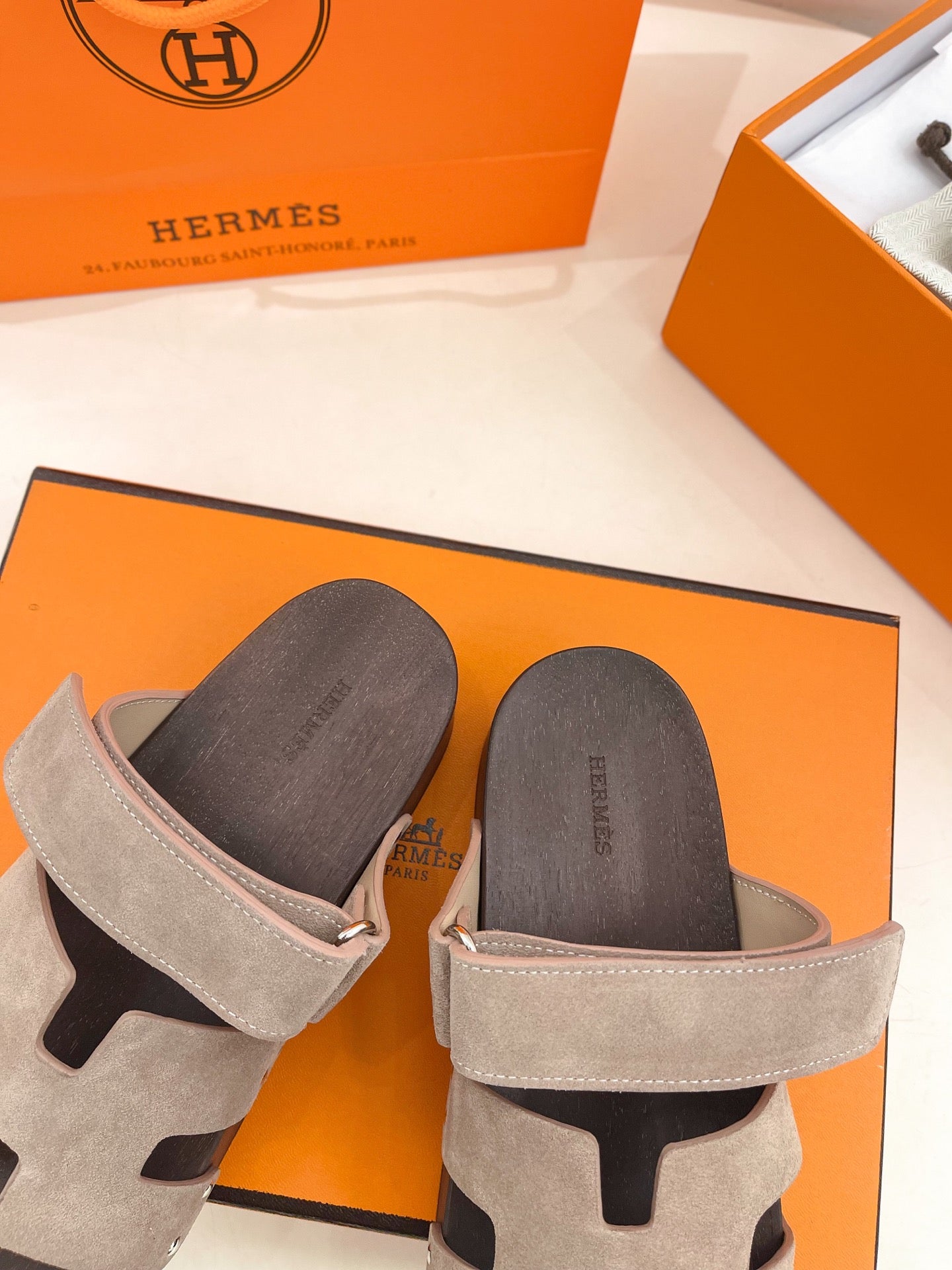 KOS CLOG IN KHAKI BROWN SUEDE、mysite、Cacoeks