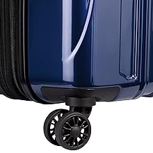 Delsey Helium Aero