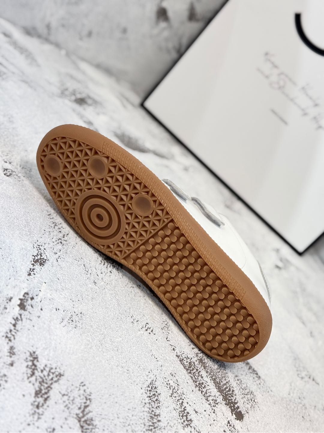 RETRO SNEAKERS WITH RIPTAPE STRAPS IN WHITE SMOOTH LAMBSKIN、mysite、Cacoeks