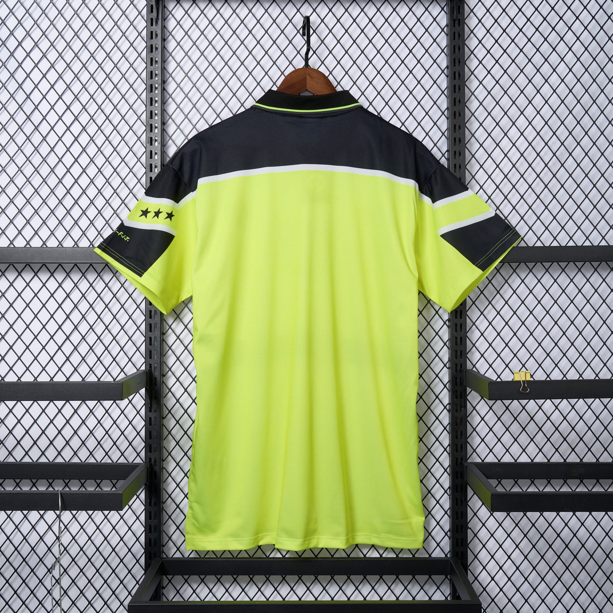 ManixJersey.com | Retro Dortmund 1996-97 Home Champions League Final Jersey -Customize Name, Number and Patch | Worldwide Shipping