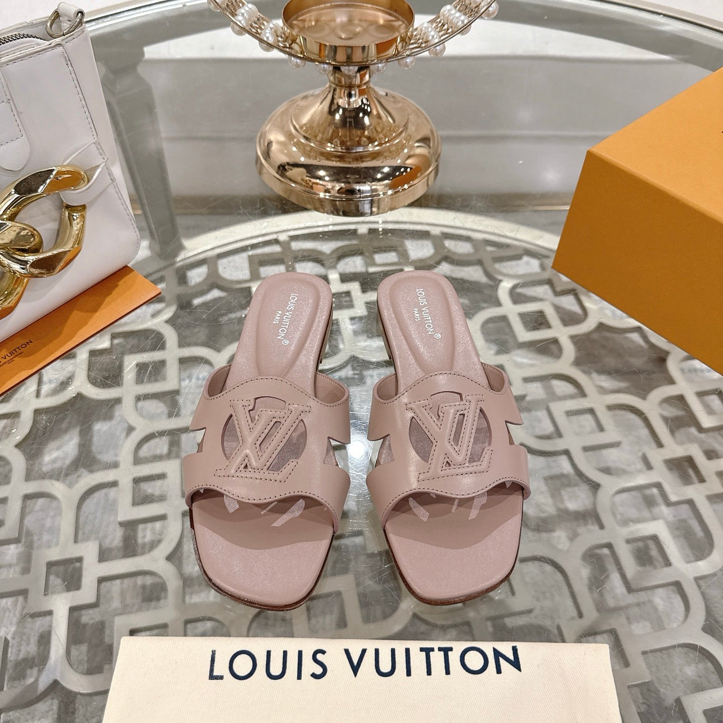 ISOLA FLAT SLIDE IN DUSTY PINK CALFSKIN、mysite、Cacoeks