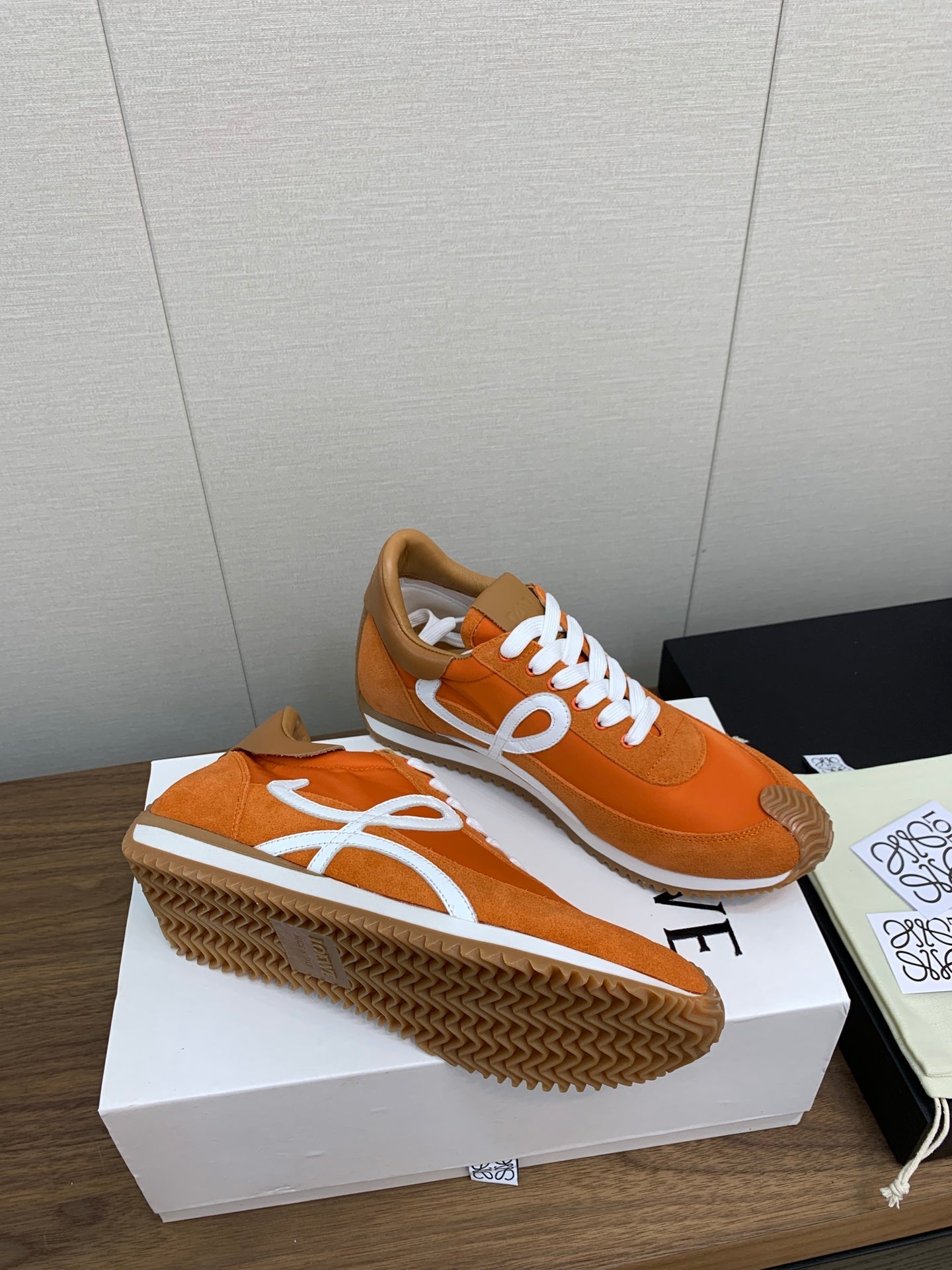 LW FLOW RUNNER SNEAKER ORANGE SUEDE、mysite、Cacoeks