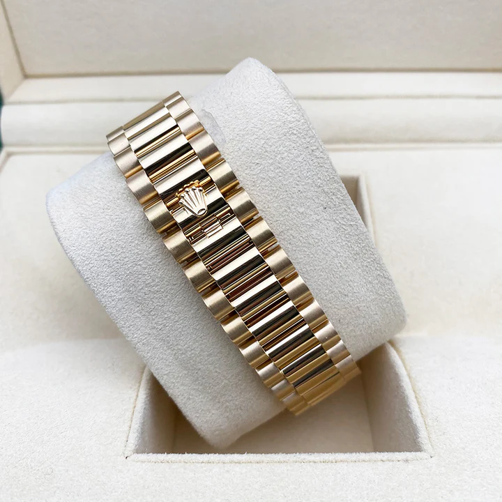 兼职  林炎: luxecystore