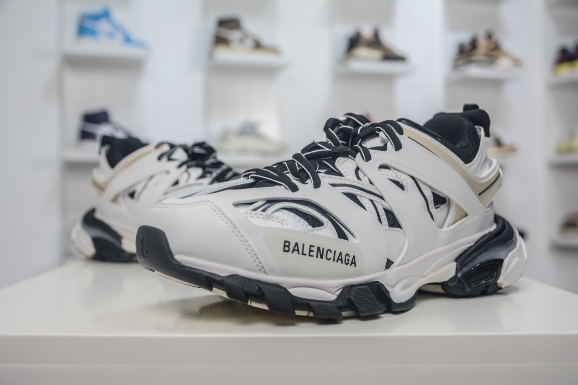 Balenciaga Track Worn Out Trainer in White Black、mysite、Cacoeks