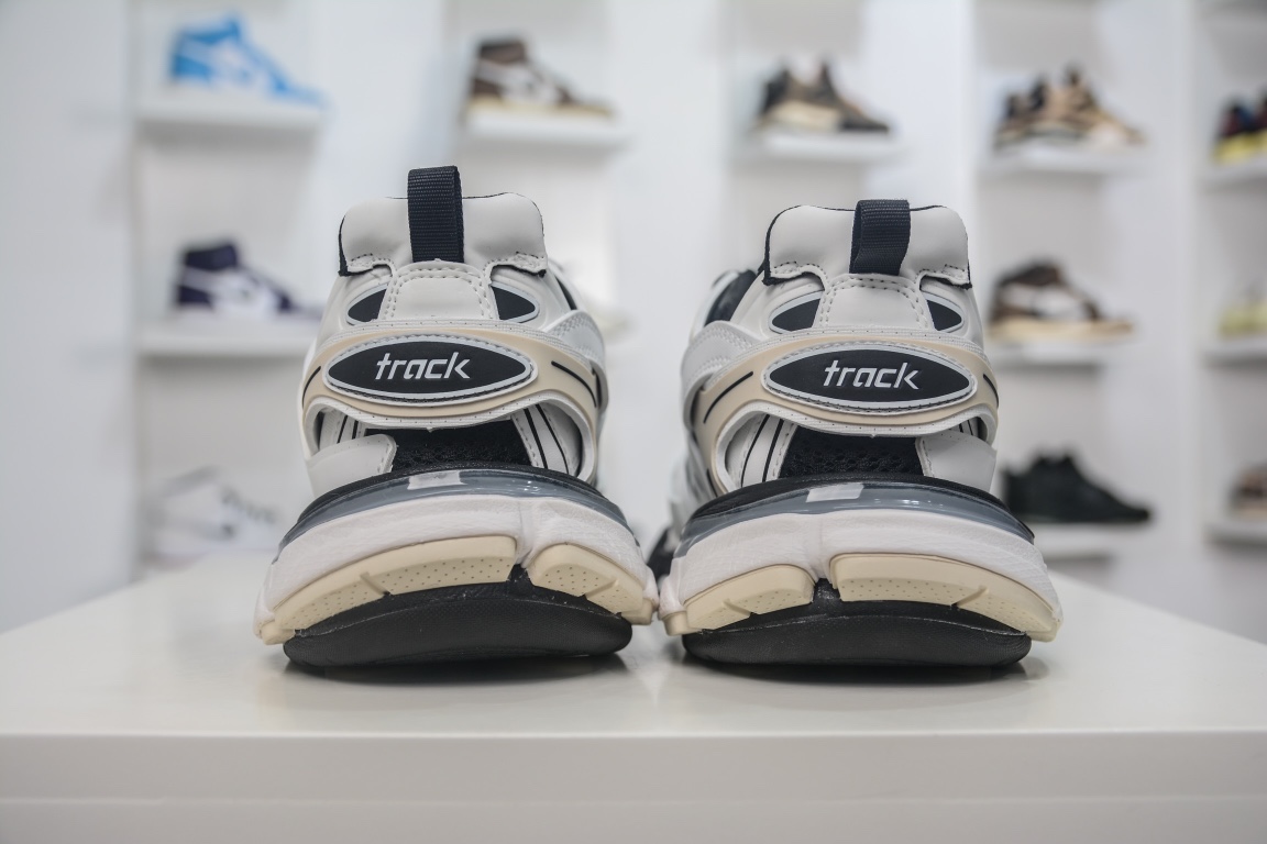 Balenciaga Track Worn Out Trainer in White Black、mysite、Cacoeks