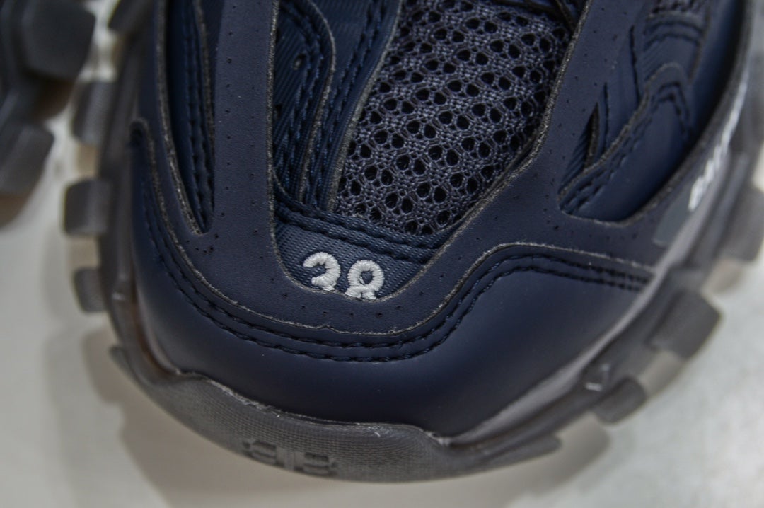 Balenciaga Track Clear Sole Sneaker in Dark Navy、mysite、Cacoeks