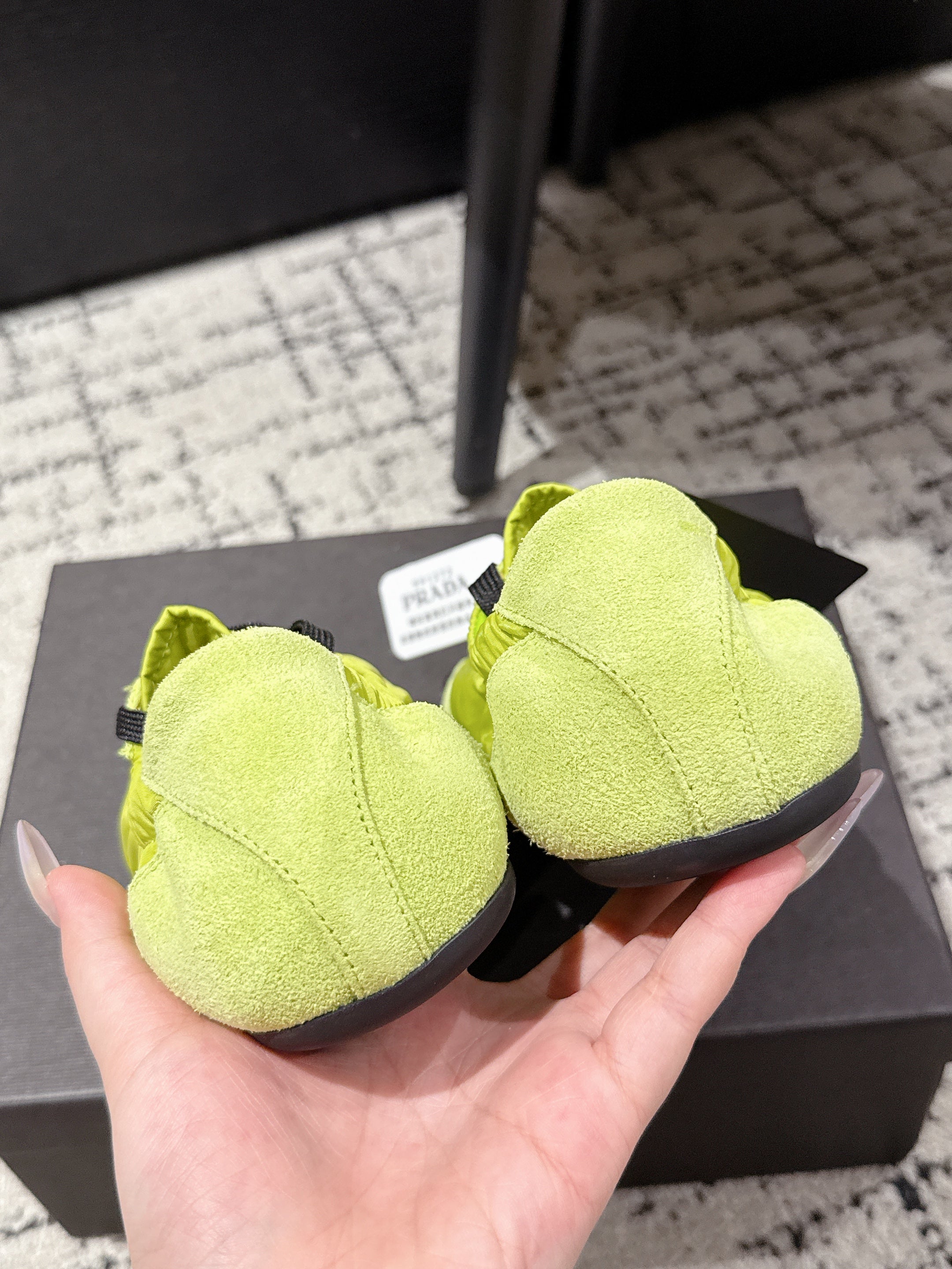 PRADA 25S COLLAPSE SNEAKERS IN LIME GREEN RE NYLON AND SUEDE、mysite、Cacoeks