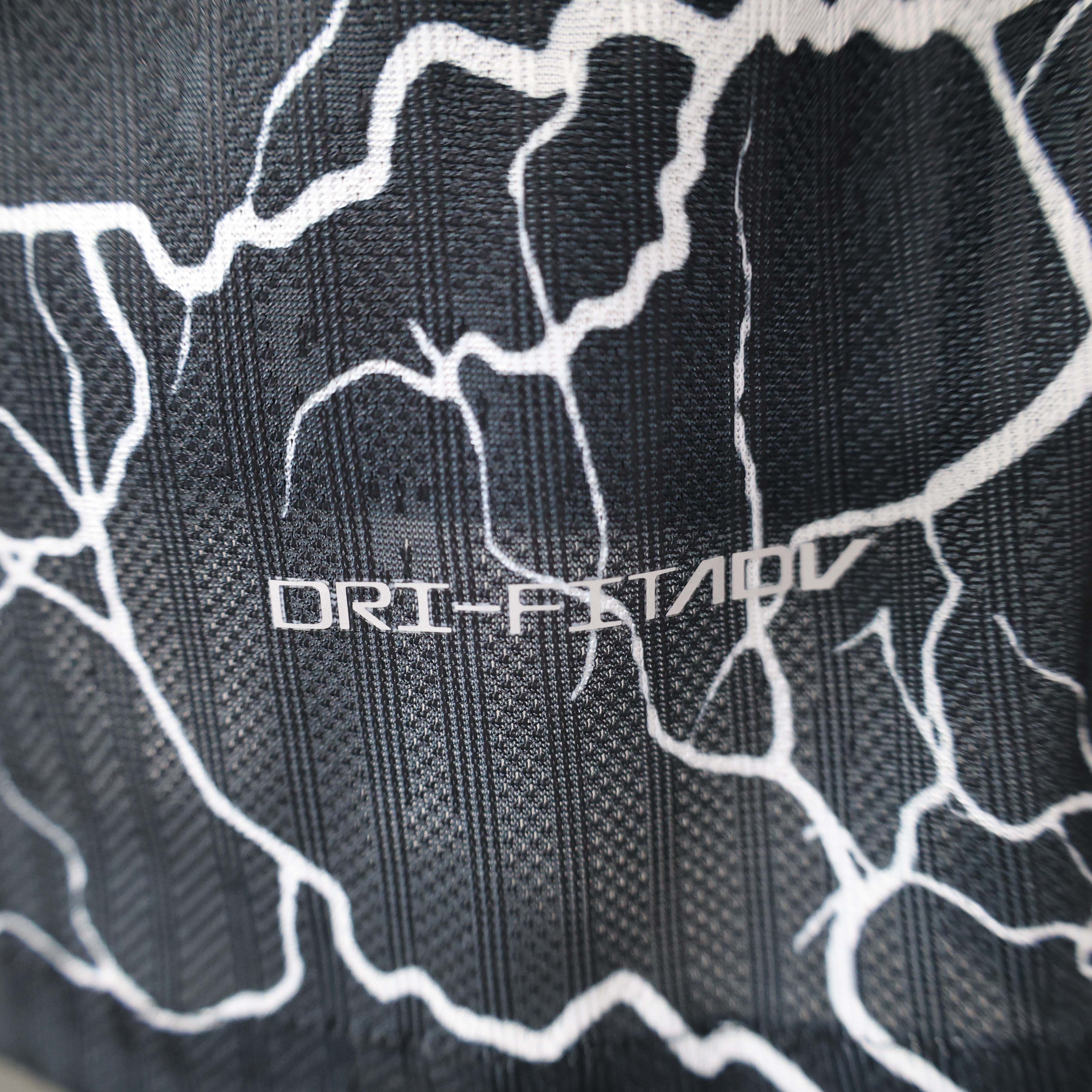 2024/2025 Player Version Barcelona Special Edition Black and White Football Shirt 1:1 Thai Quality:football jersey mysite: unitedjerseyfootball 邓江浪:football