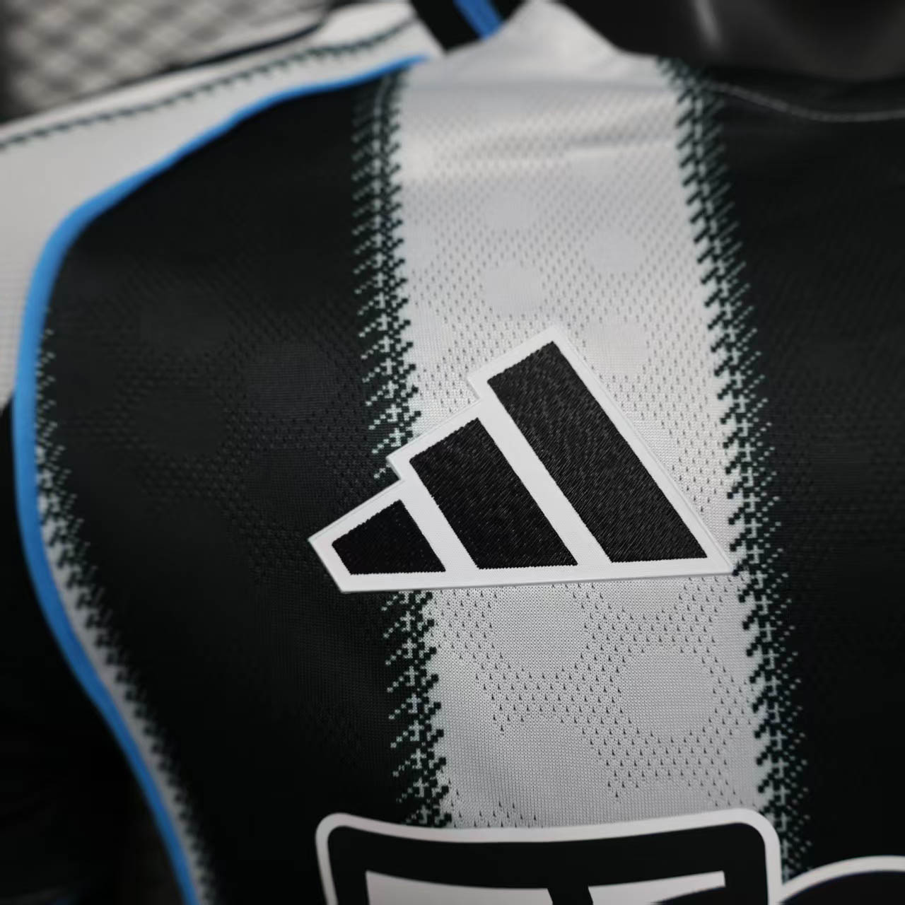 2025/2026 Player Version Newcastle United Home Football Shirt 1:1 Thai Quality:football jersey mysite: unitedjerseyfootball 邓江浪:football