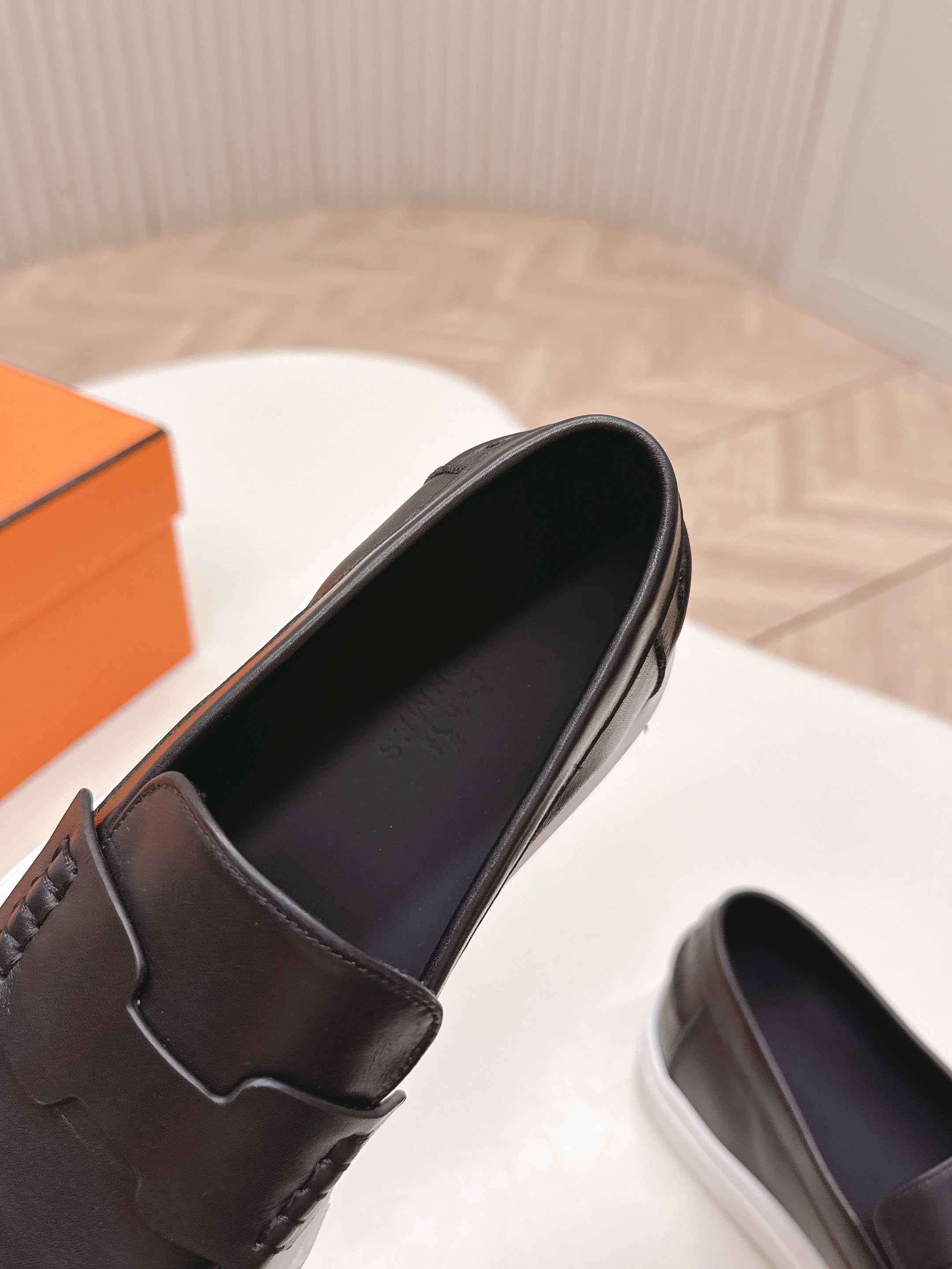 HM 25S SLIP-ON IN BLACK LAMBSKIN、mysite、Cacoeks