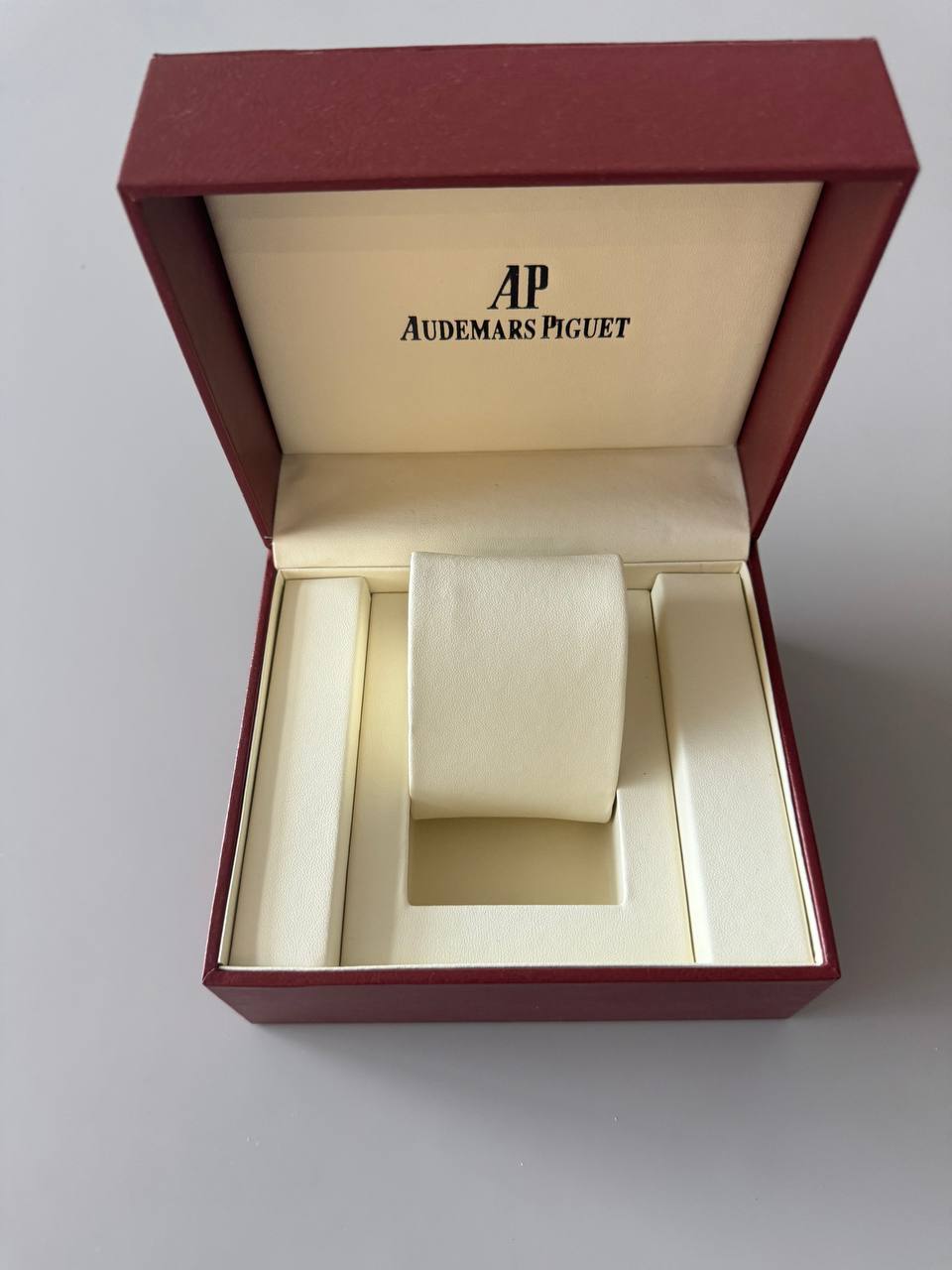 Audemars Piguet box-fasswatch