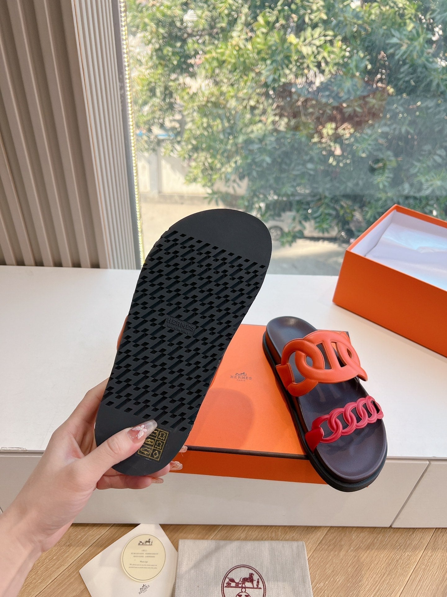 EXTRA SANDAL IN CHERRY RED MIX FIRE ORANGE CALFSKIN、mysite、Cacoeks