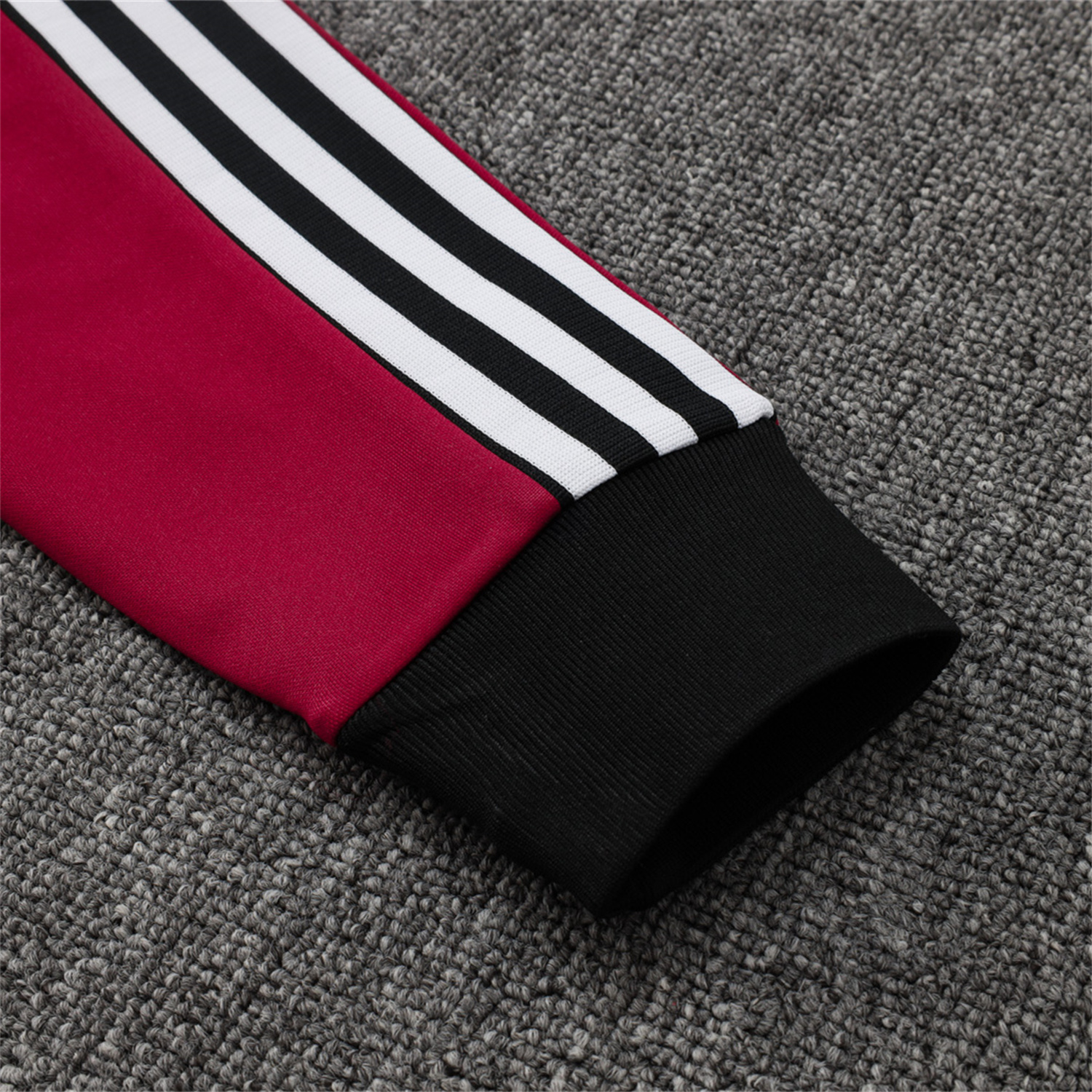 foot-Manchester United 24-25 Kids Throwback Jacket Training Tracksuit - Date Red Jackets & Black Pants