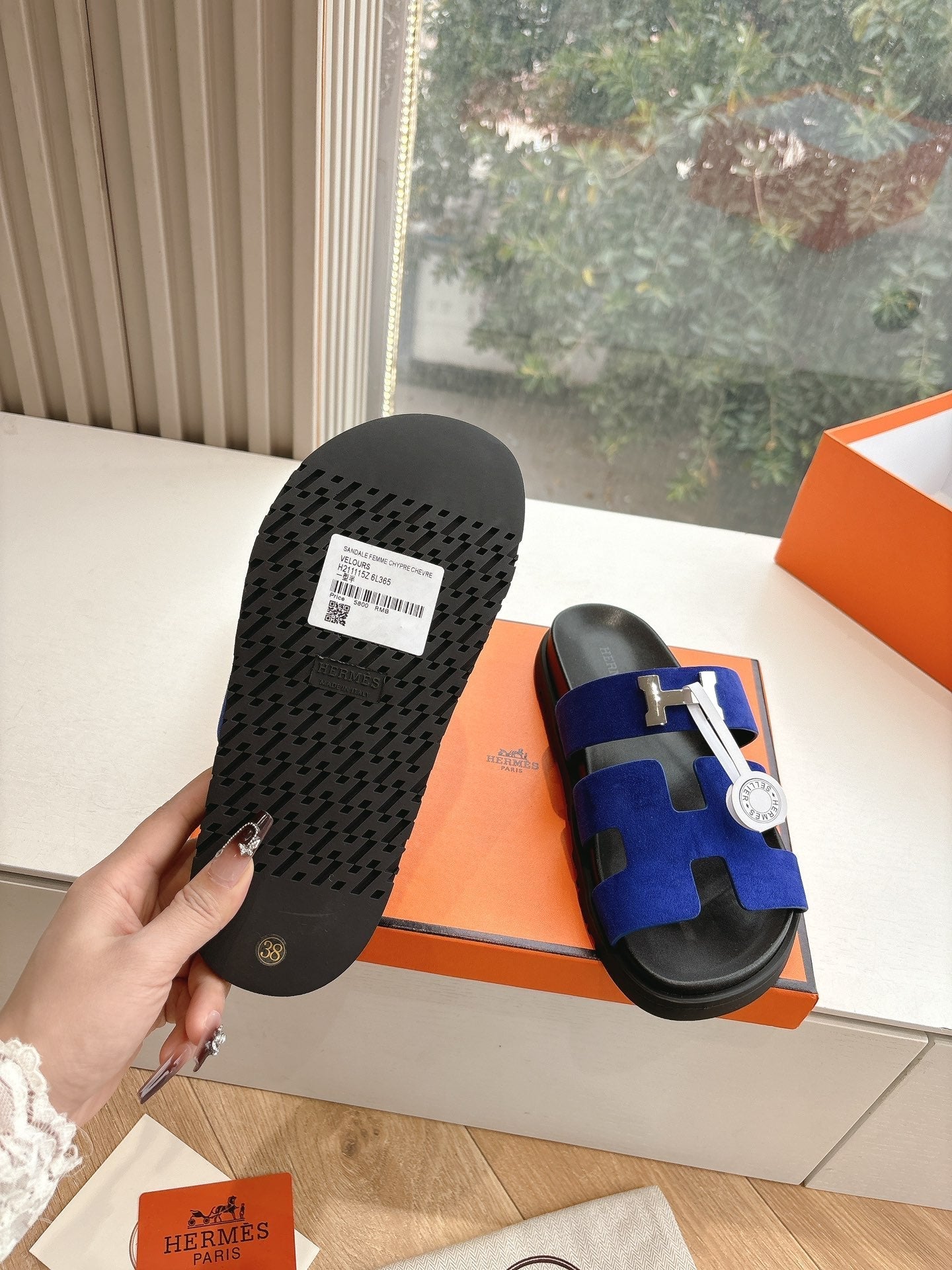 CHYPRE SANDAL IN COBALT BLUE SUEDE、mysite、Cacoeks