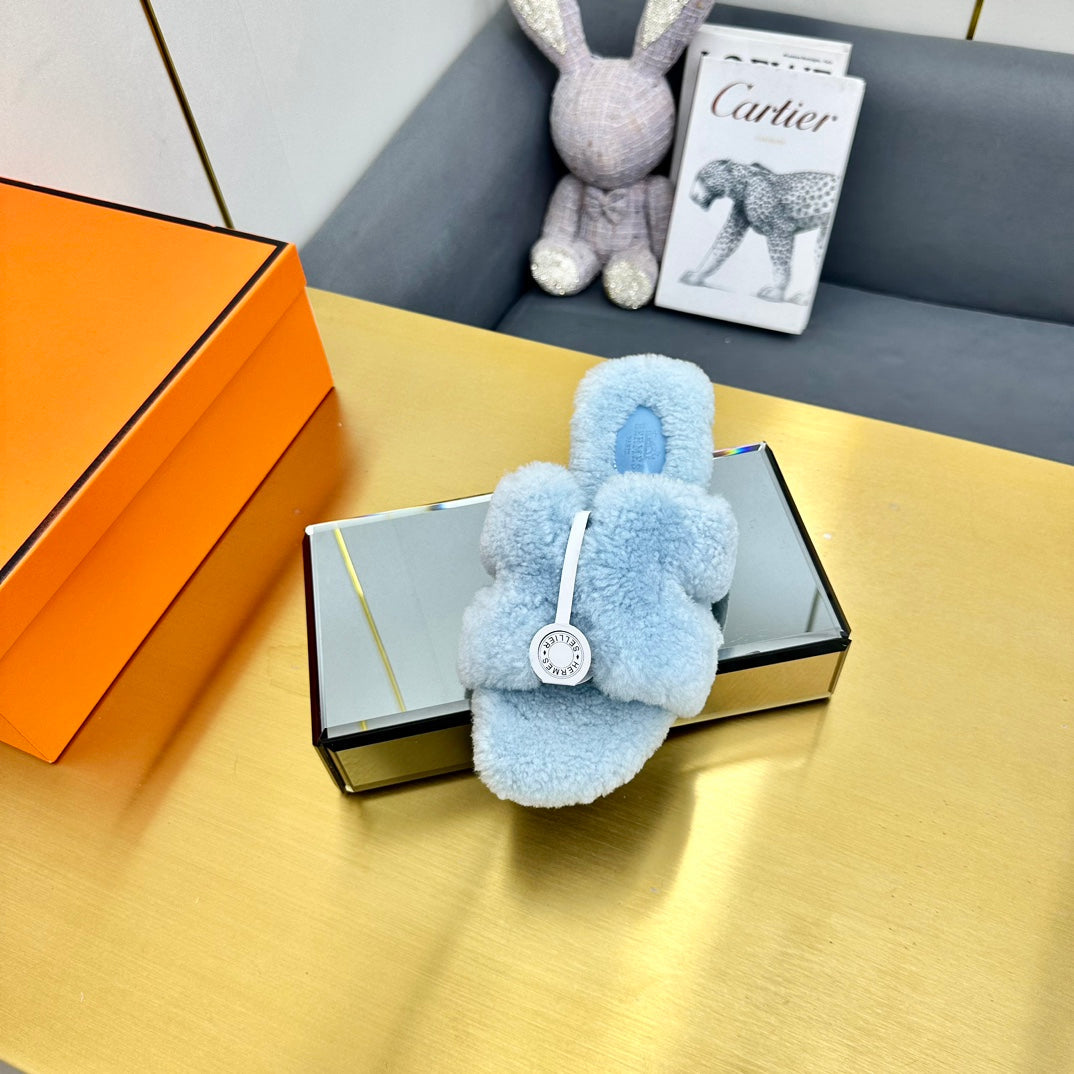 0RAN SHEARLING SANDALS POWDER BLUE、mysite、Cacoeks