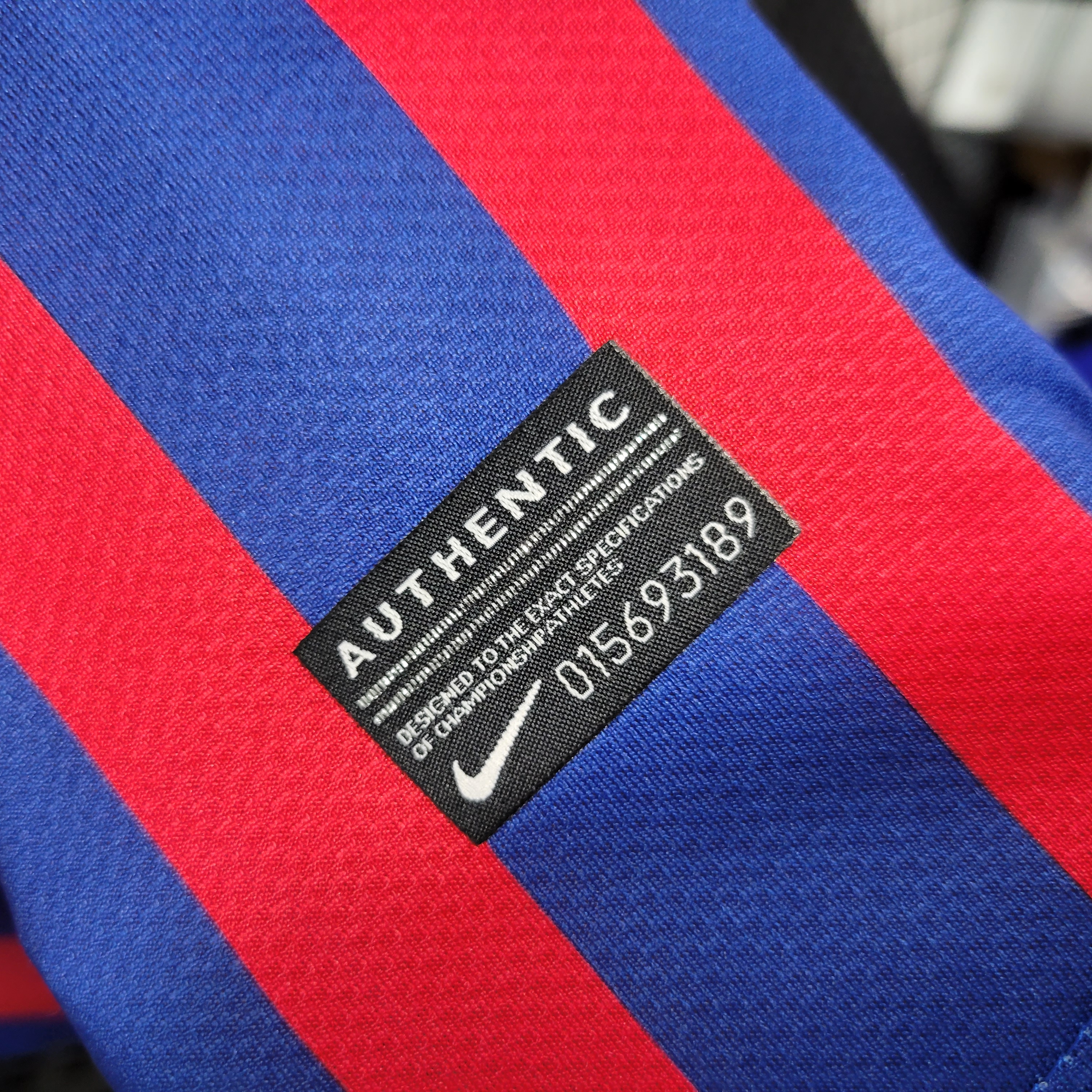 GlobeJersey-Retro Barcelona 11-12 Home Stadium Jersey