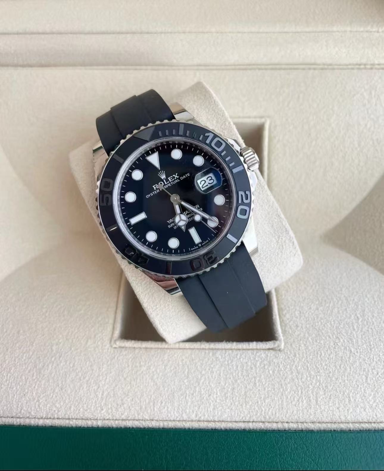 Rolex Yacht Master White Gold Super Clone SwissReplica Watch OysterFlex Rubber Strap Ref 226659-3235 Swiss Movement