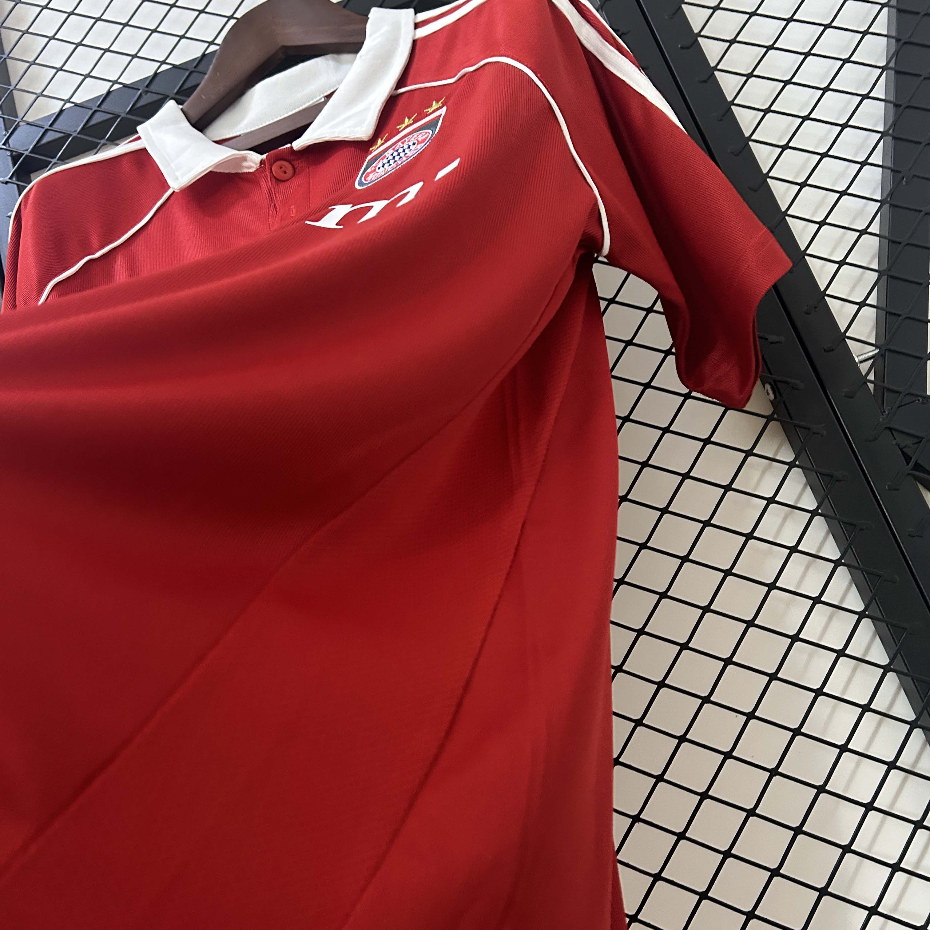 2005/2006 Retro Bayern Munich Home Football Jersey 1:1 Thai Quality:football jersey mysite: unitedjerseyfootball 邓江浪:football